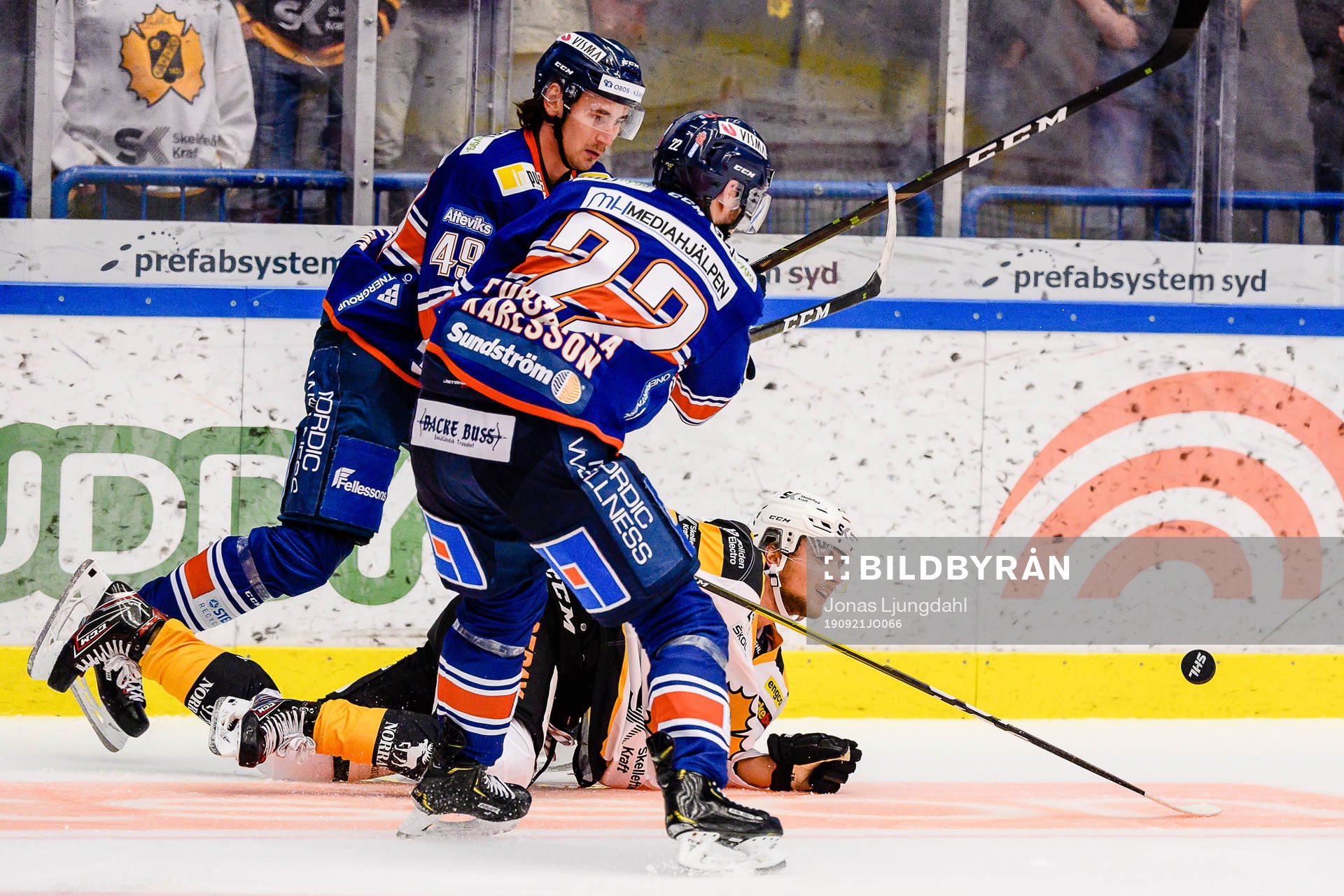 Skellefteås Jacob Olofsson faller