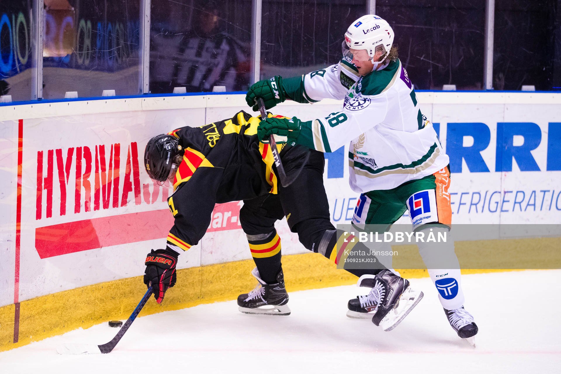 Brynäs Tomi Sallinen och Färjestads Linus Arnesson