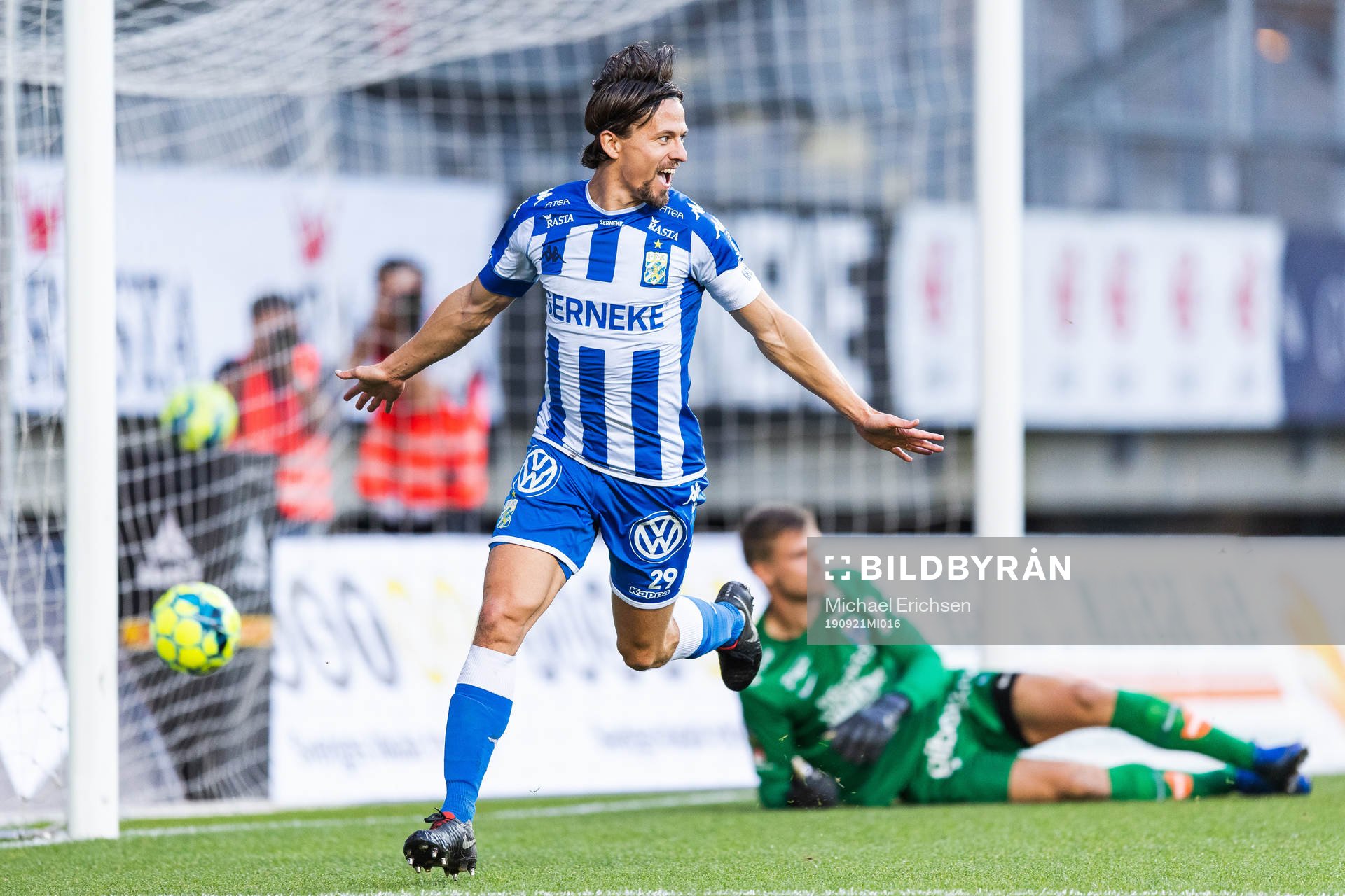 IFK Göteborgs Lasse Vibe jublar