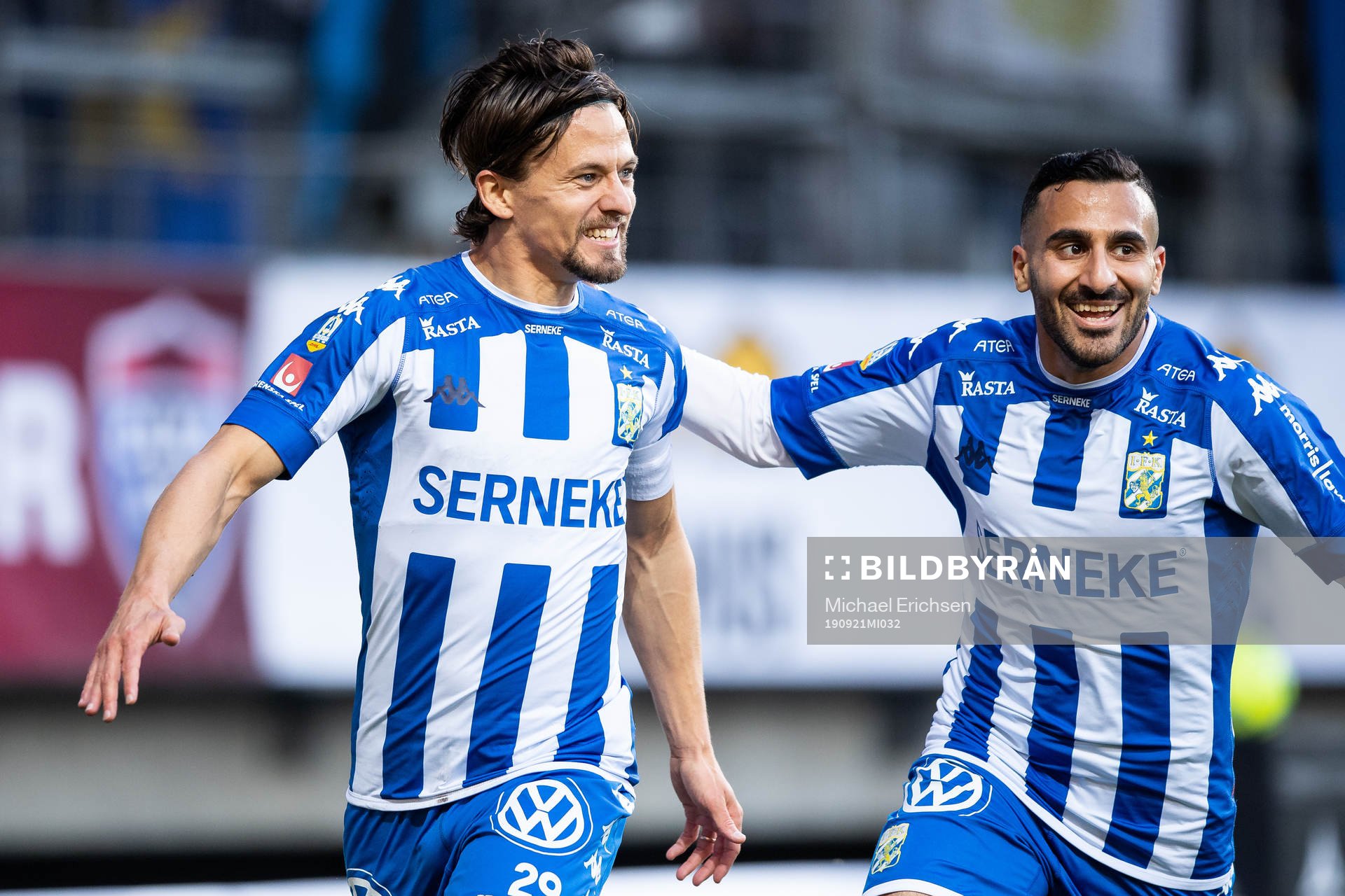 IFK Göteborgs Lasse Vibe jublar med Sargon Abraham
