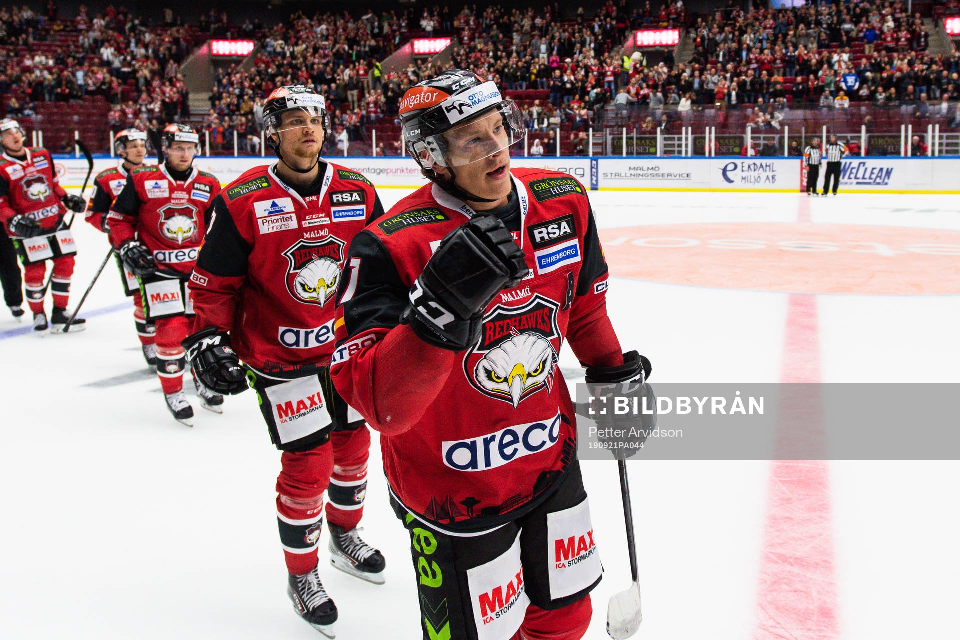 Malmö Redhawks Emil Sylvegård jublar