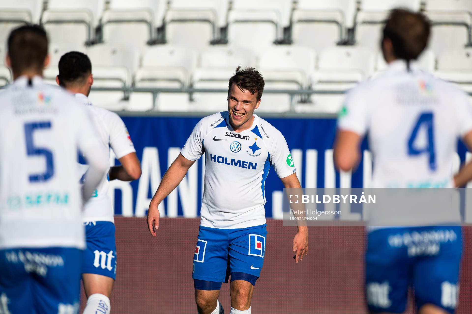 IFK Norrköpings Simon Skrabb jublar