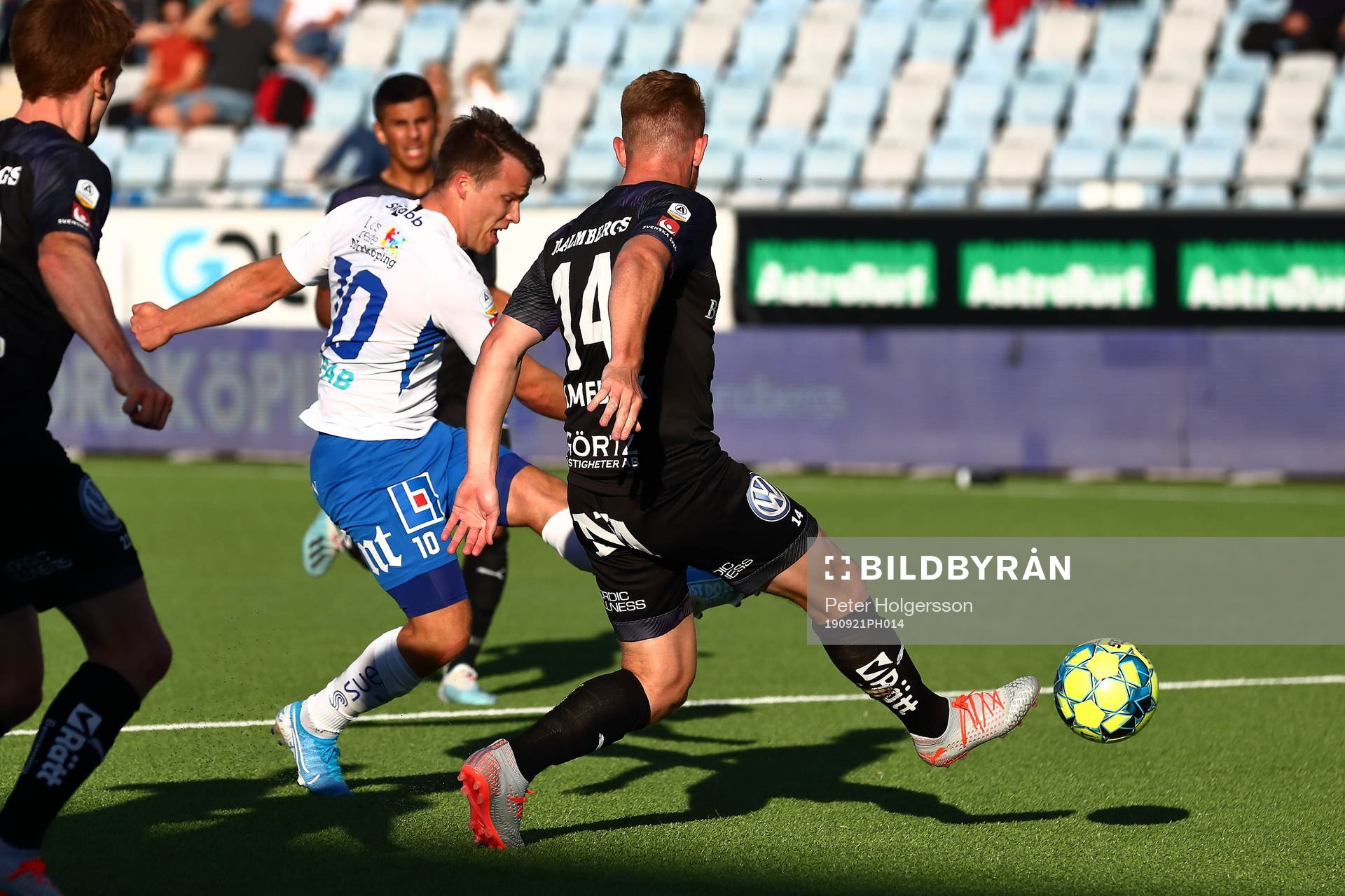 IFK Norrköpings Simon Skrabb gör mål 2-0
