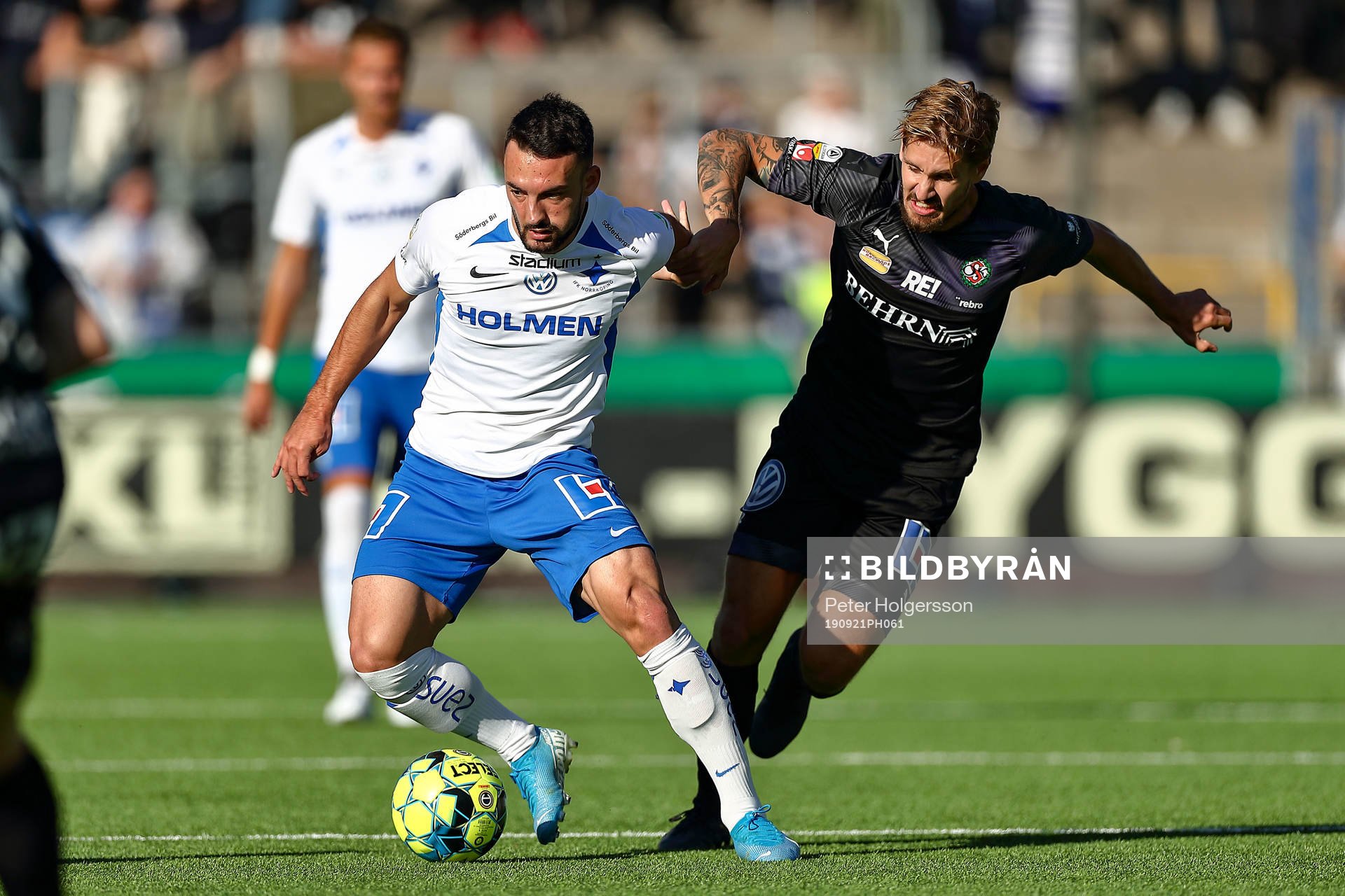 IFK Norrköpings Sead Haksabanovic och Örebros Daniel