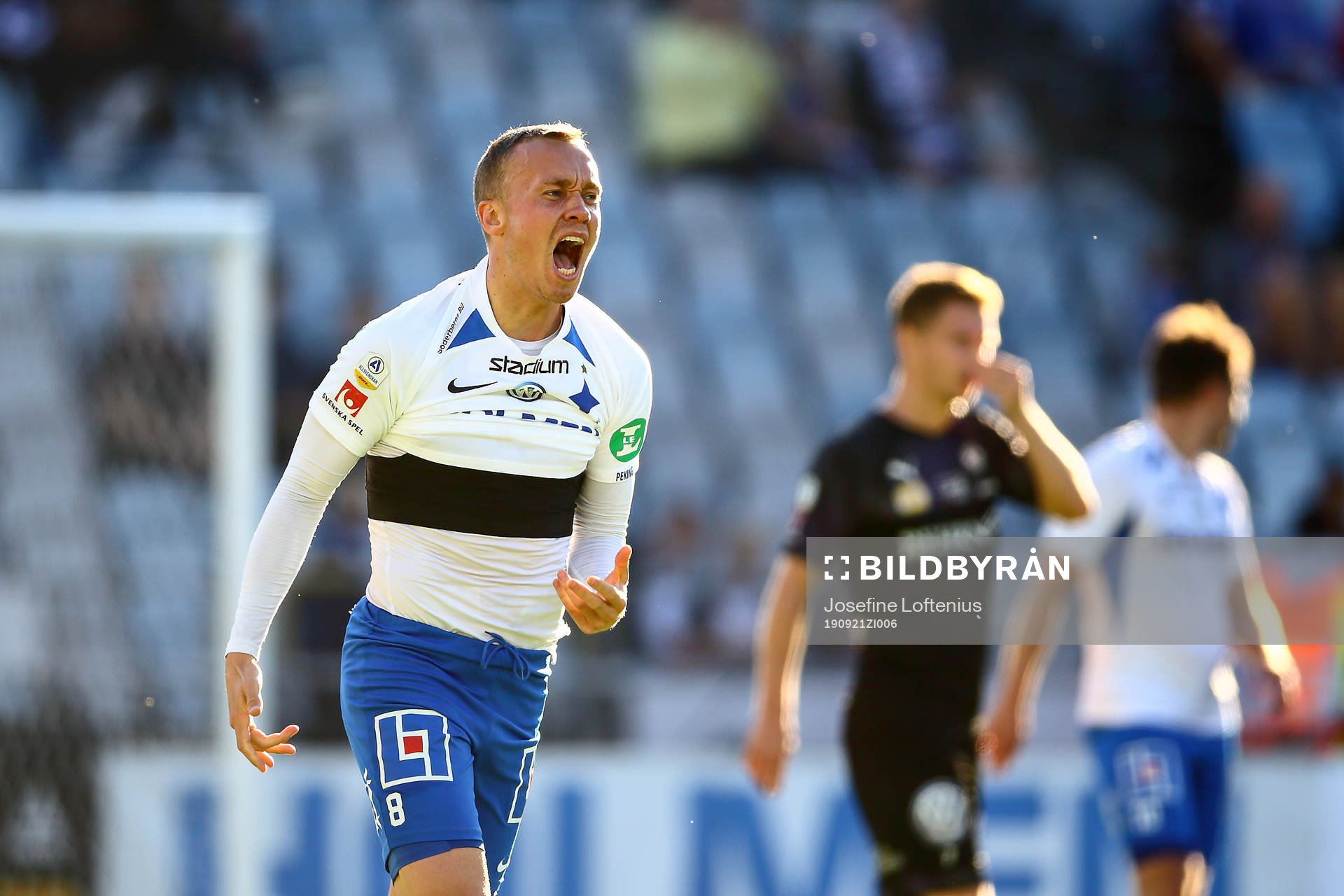 IFK Norrköpings Gudmundur Thórarinsson reagerar
