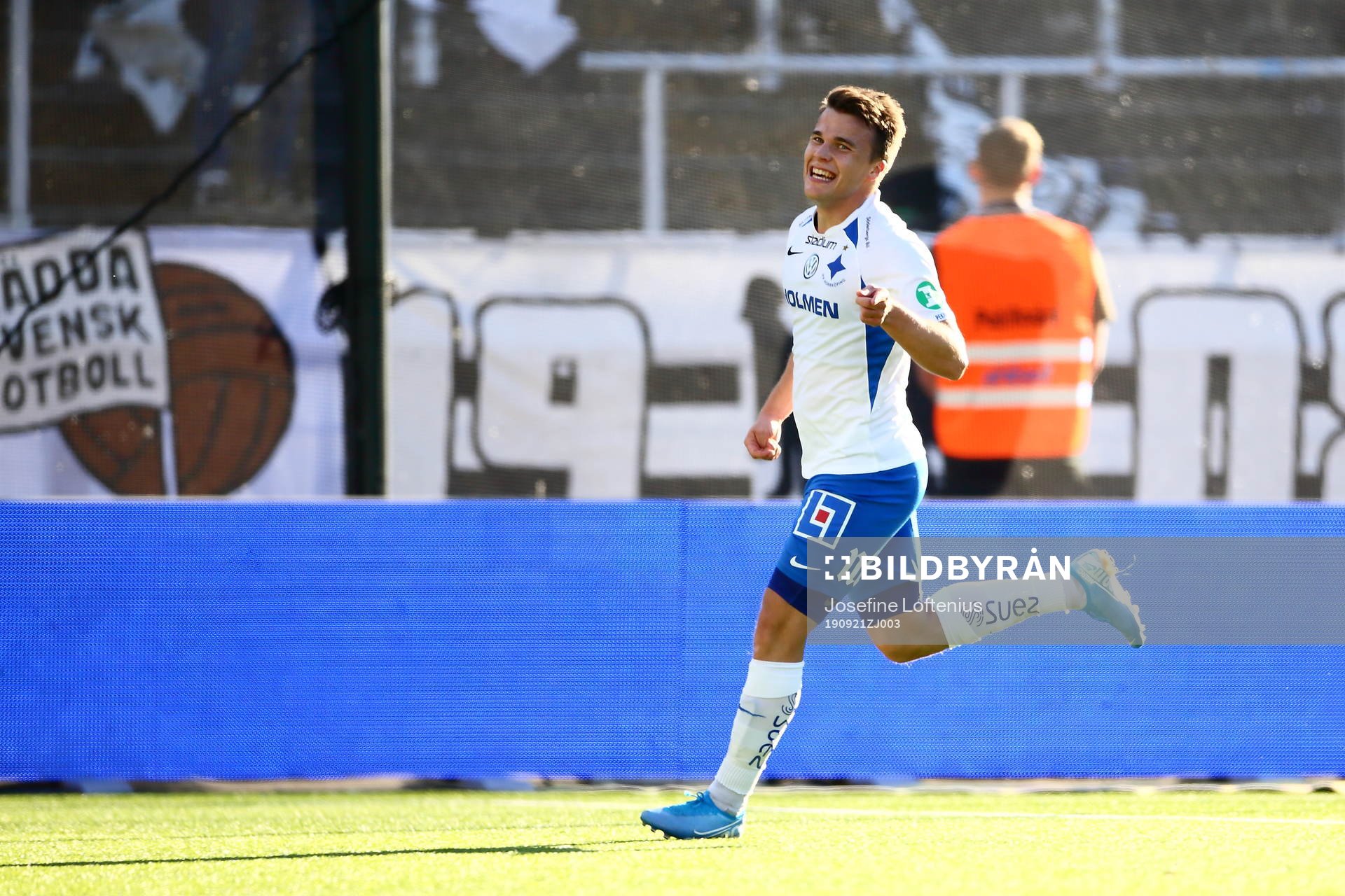 IFK Norrköpings Simon Skrabb  jublar