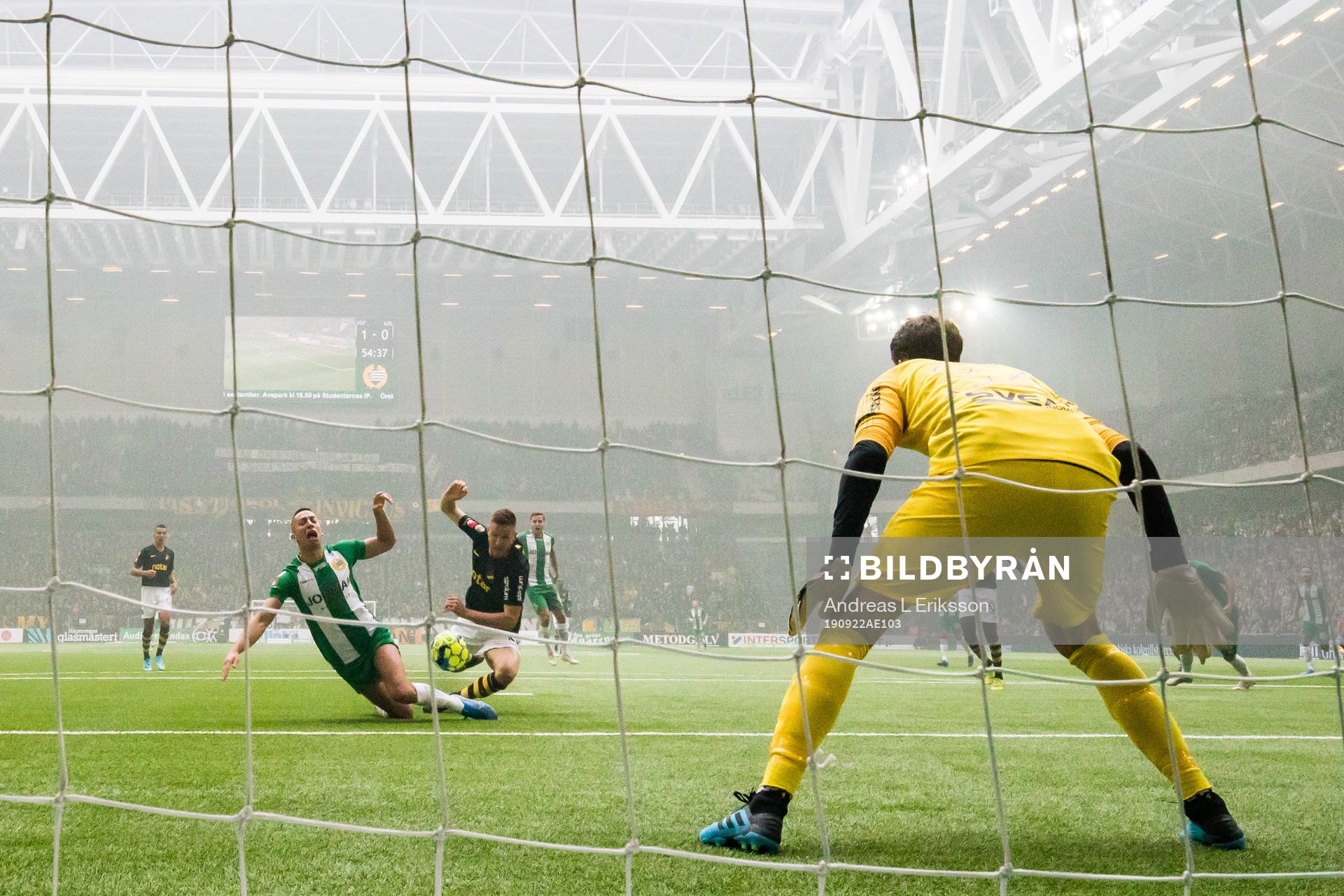 Hammarbys Nikola Djurdjic går omkul