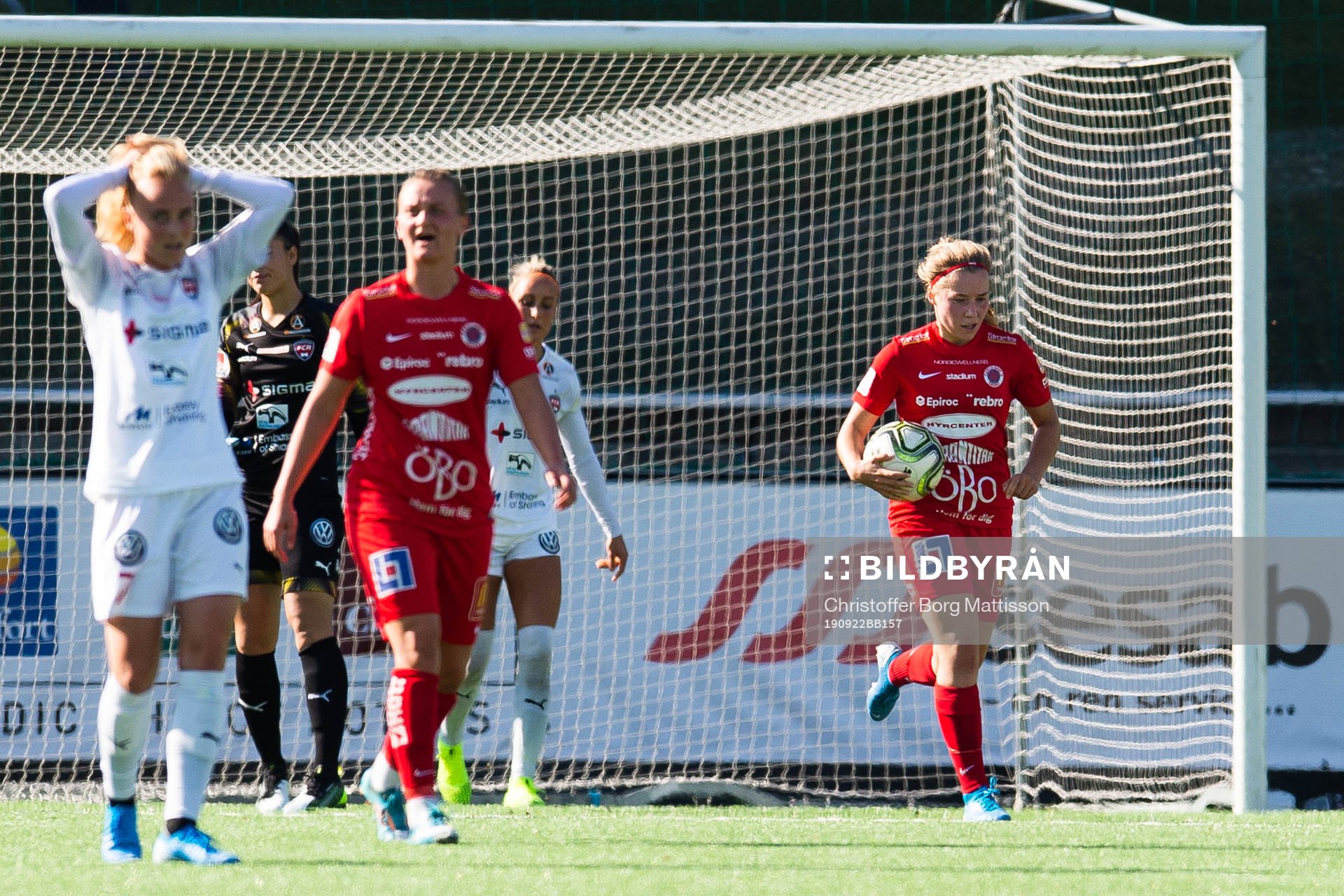 Örebros Heidi Kollanen jublar