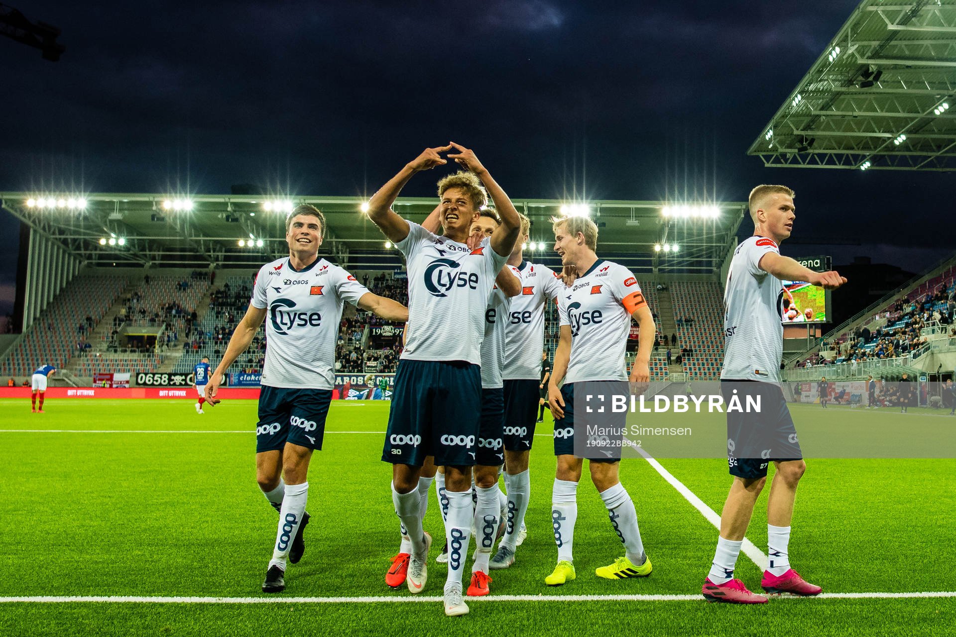 Adrian Nilsen Pereira of Viking celebrates