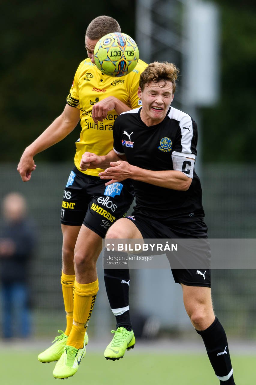 Elfsborgs Theo Lind och Lunds Oscar Nilsson Gullberg