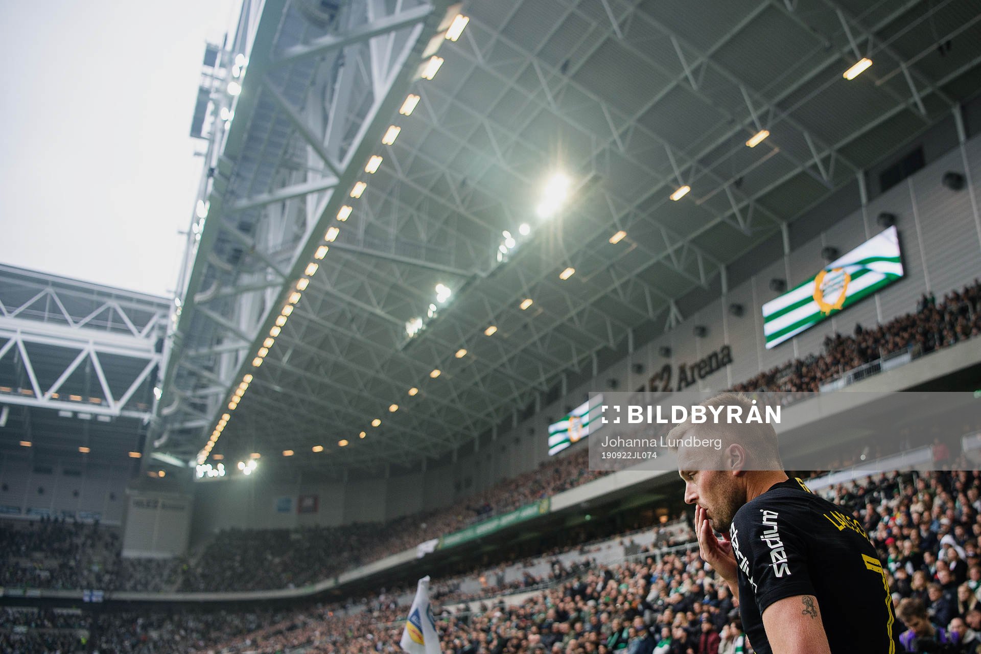 s Sebastian Larsson