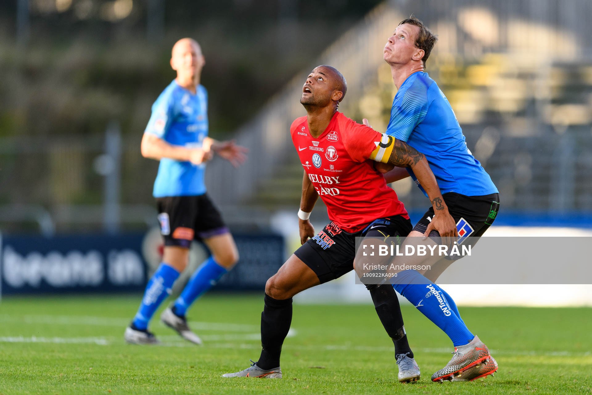 Trelleborgs Salif Camara Jönsson och Halmstads Alexander