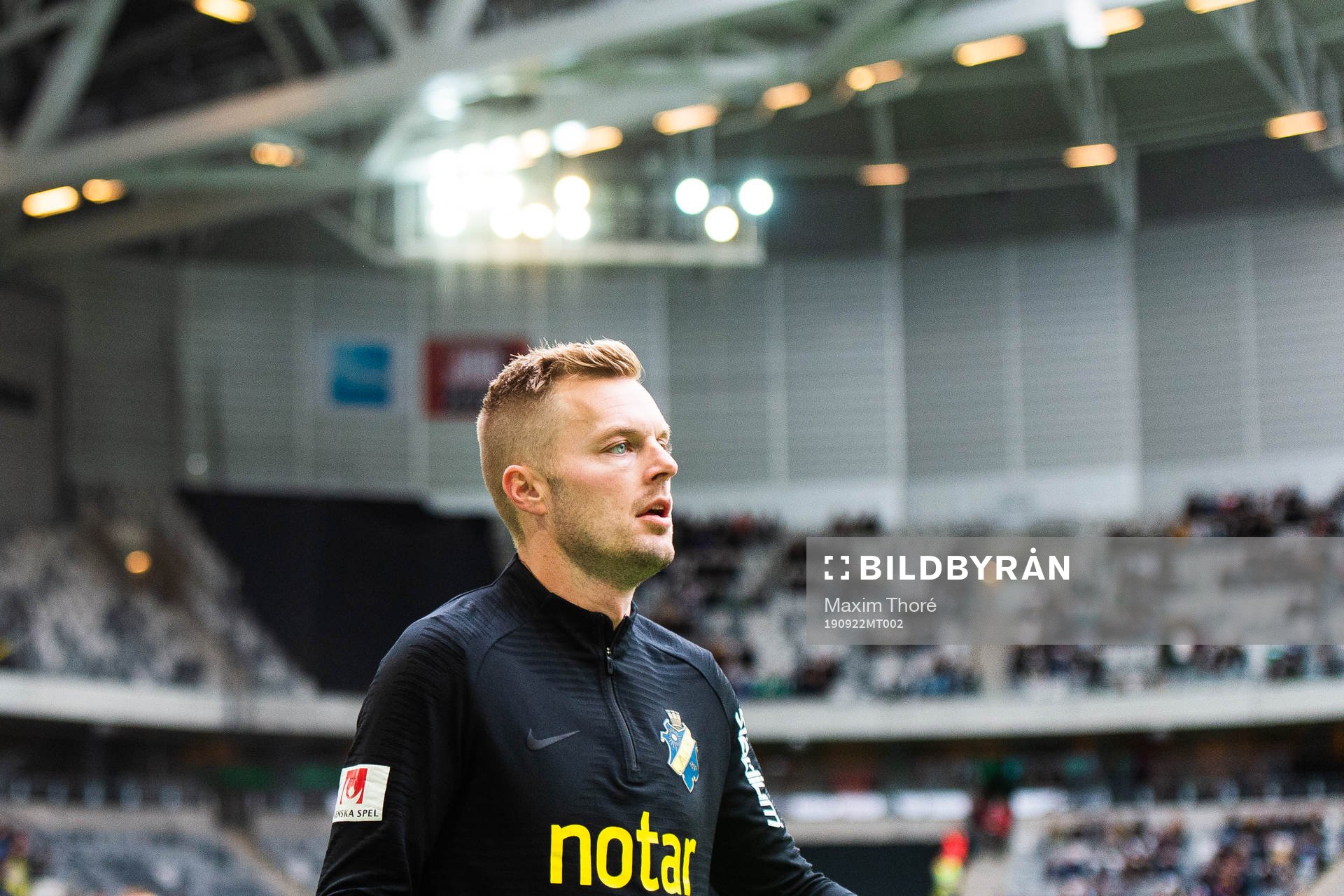s Sebastian Larsson