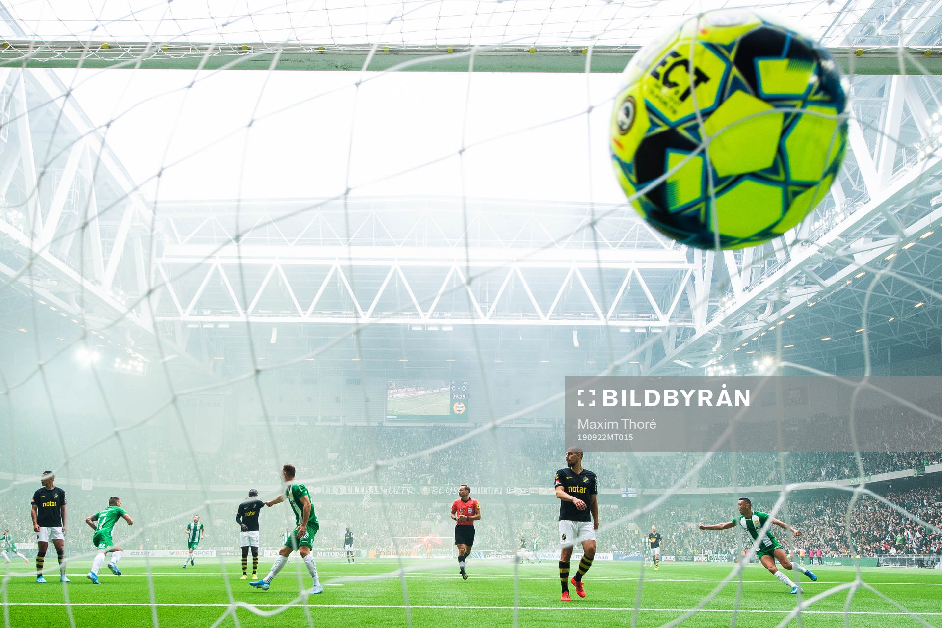 Hammarbys Vladimir Rodic jublar