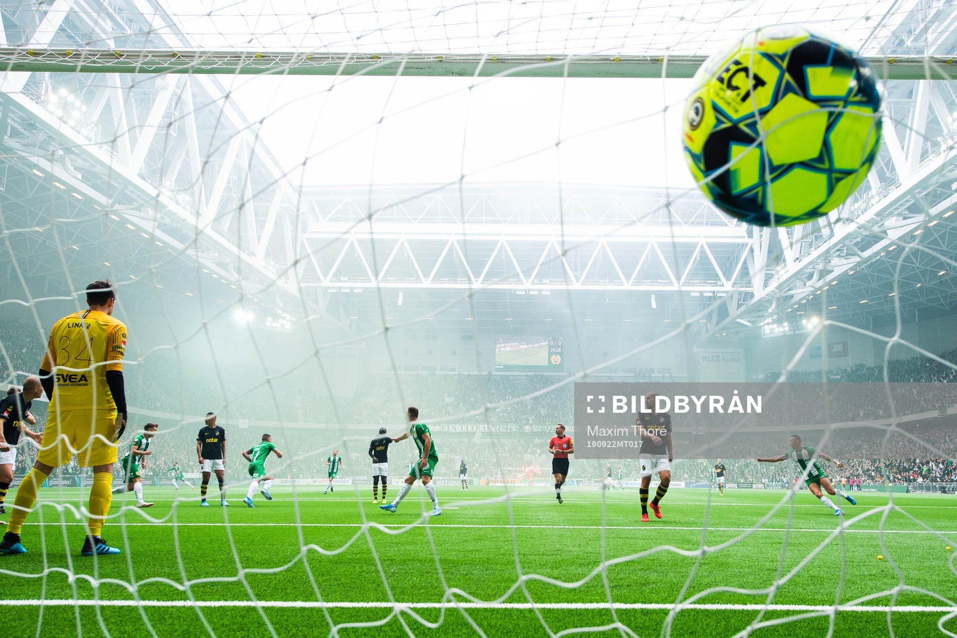 Hammarbys Vladimir Rodic jublar