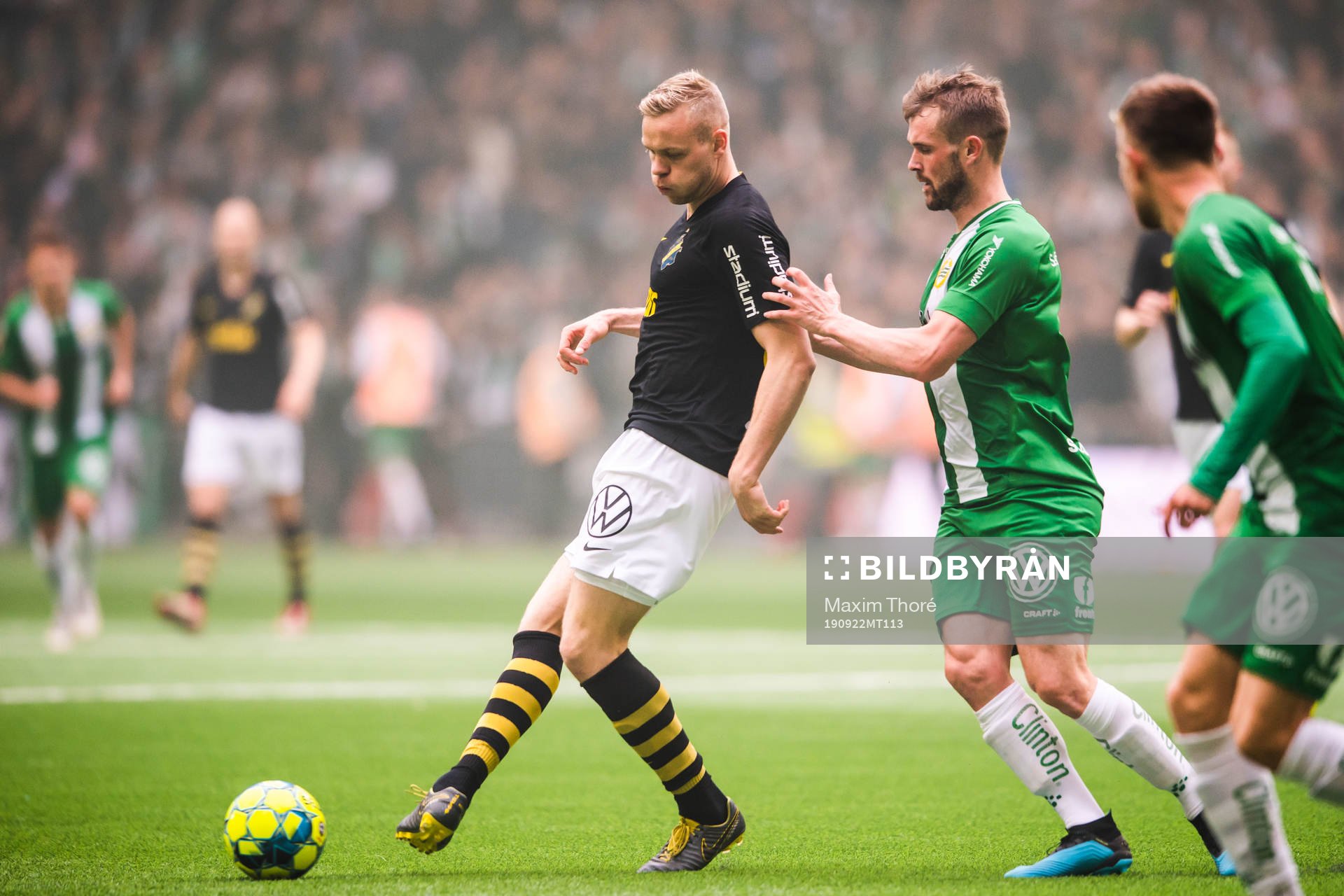 s Kolbeinn Sigthorsson och Hammarbys Mads Fenger Nielsen