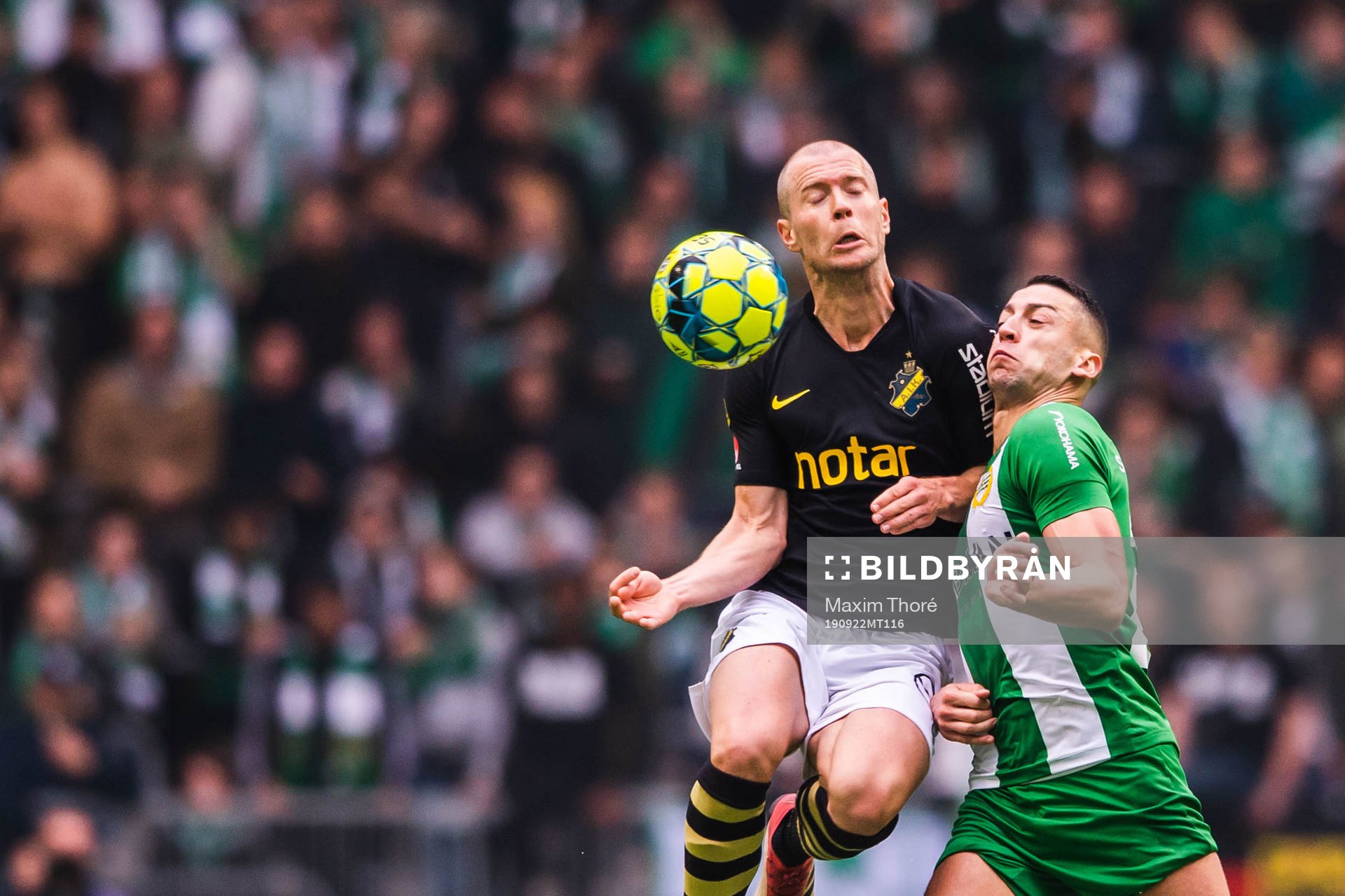 s Per Karlsson och Hammarbys Nikola Djurdjic
