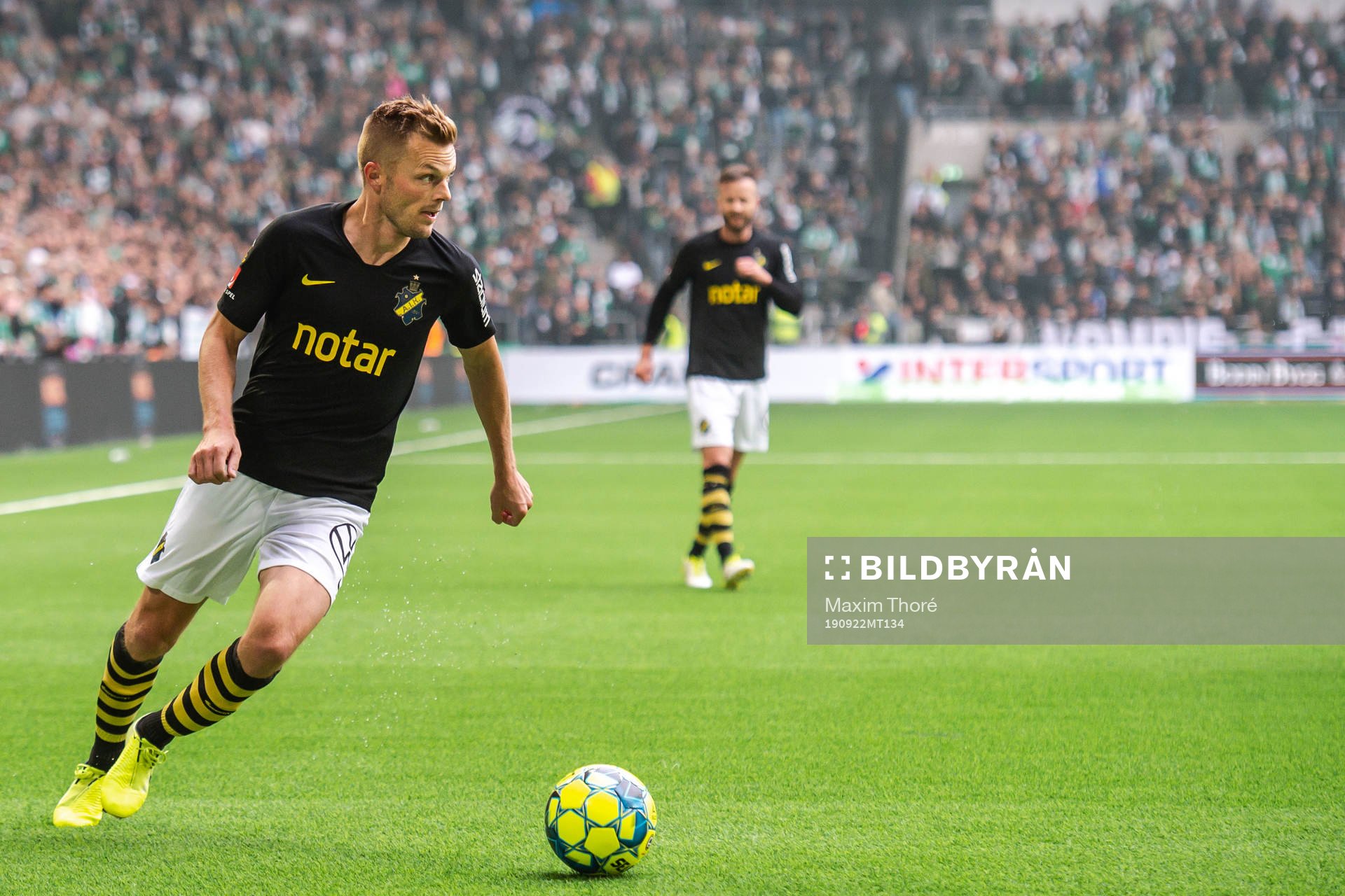 s Sebastian Larsson