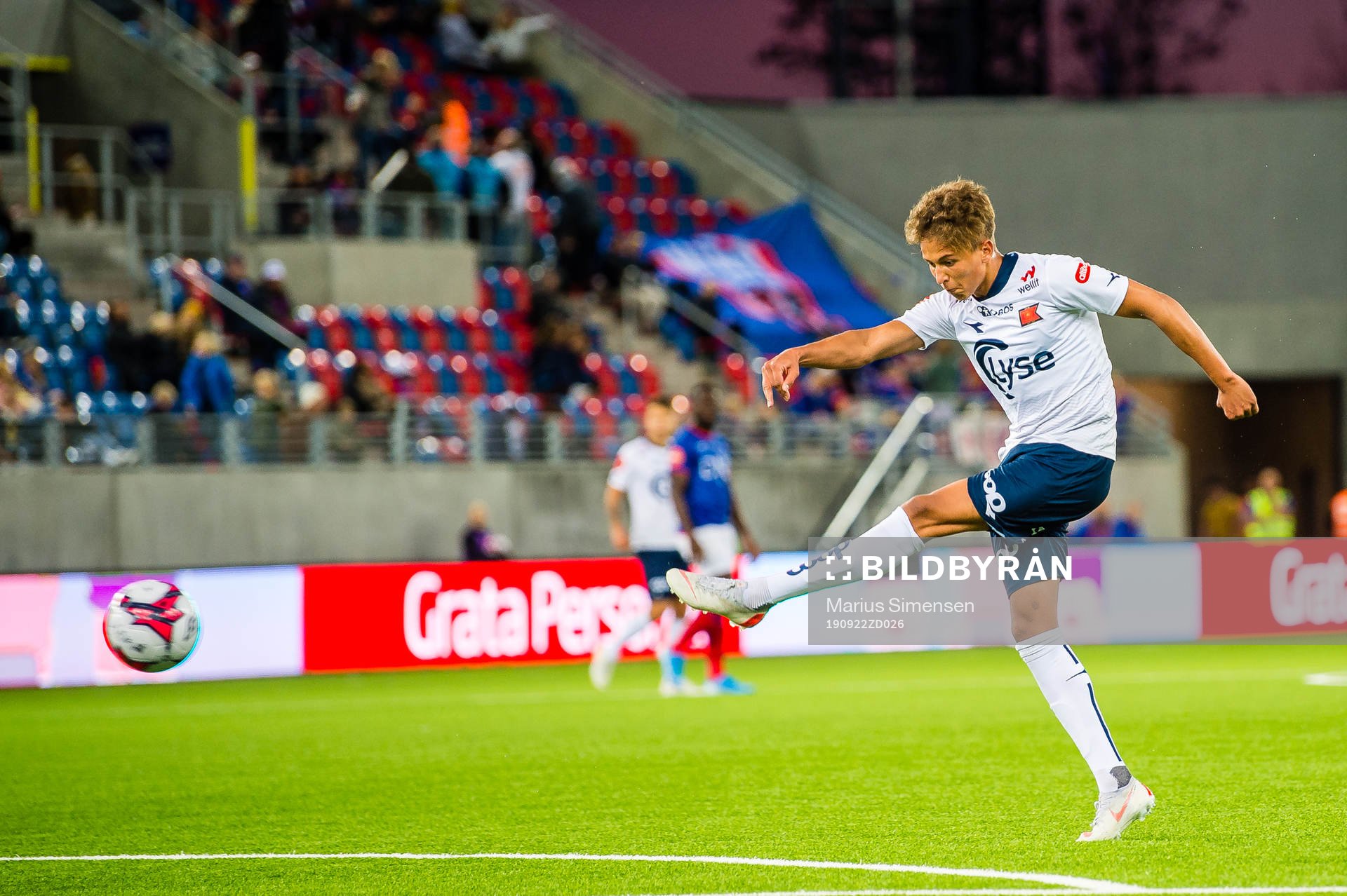 Adrian Nilsen Pereira of Viking scores the 0-3 goal