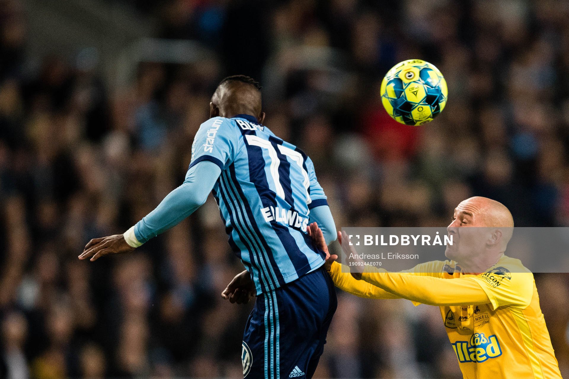 Djurgårdens Mohamed Buya Turay och Falkenbergs Christoffer