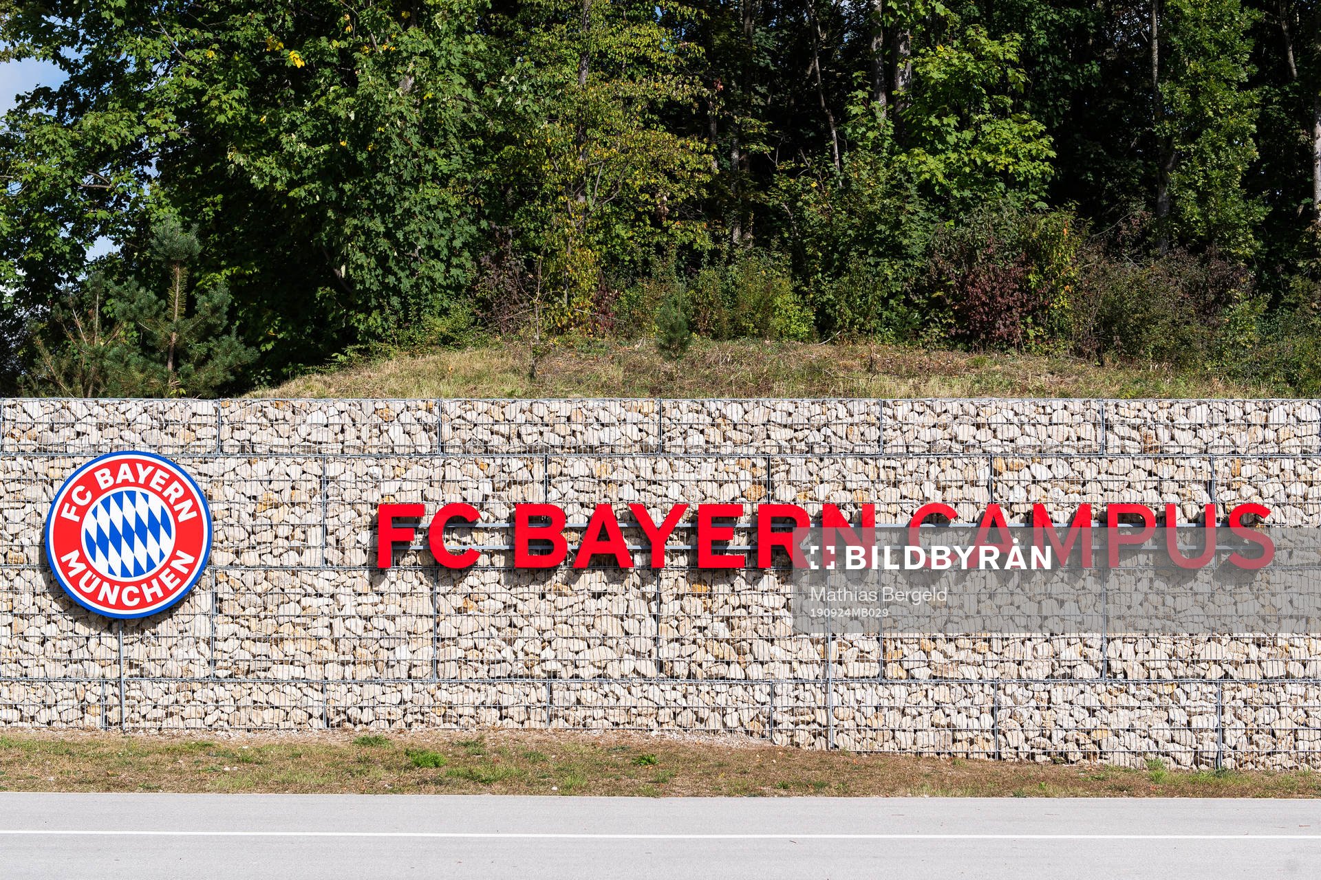 A sign at the entrance of Bayern Munich Campus