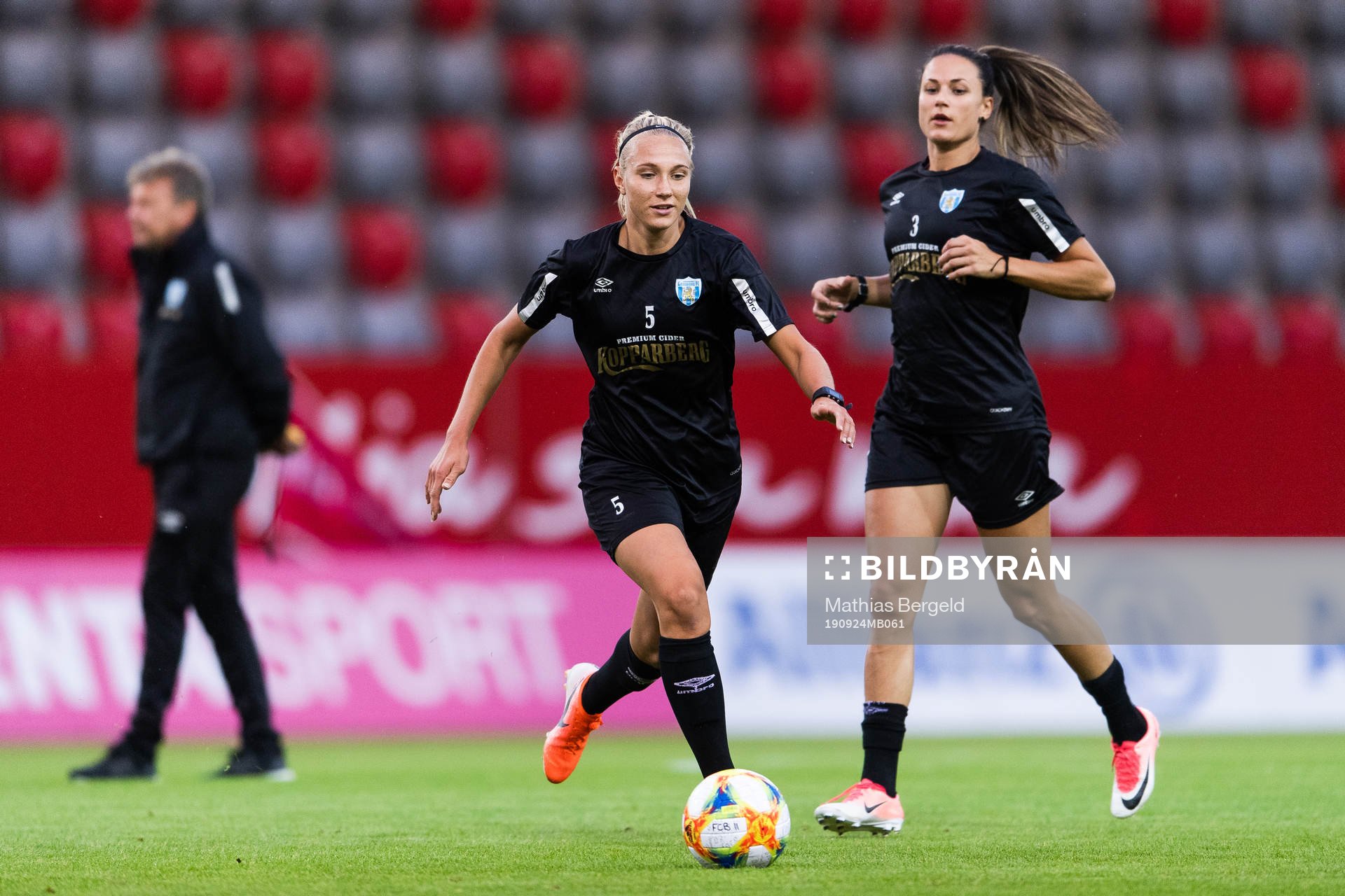 Emma Koivisto and Beata Kollmats of Göteborg