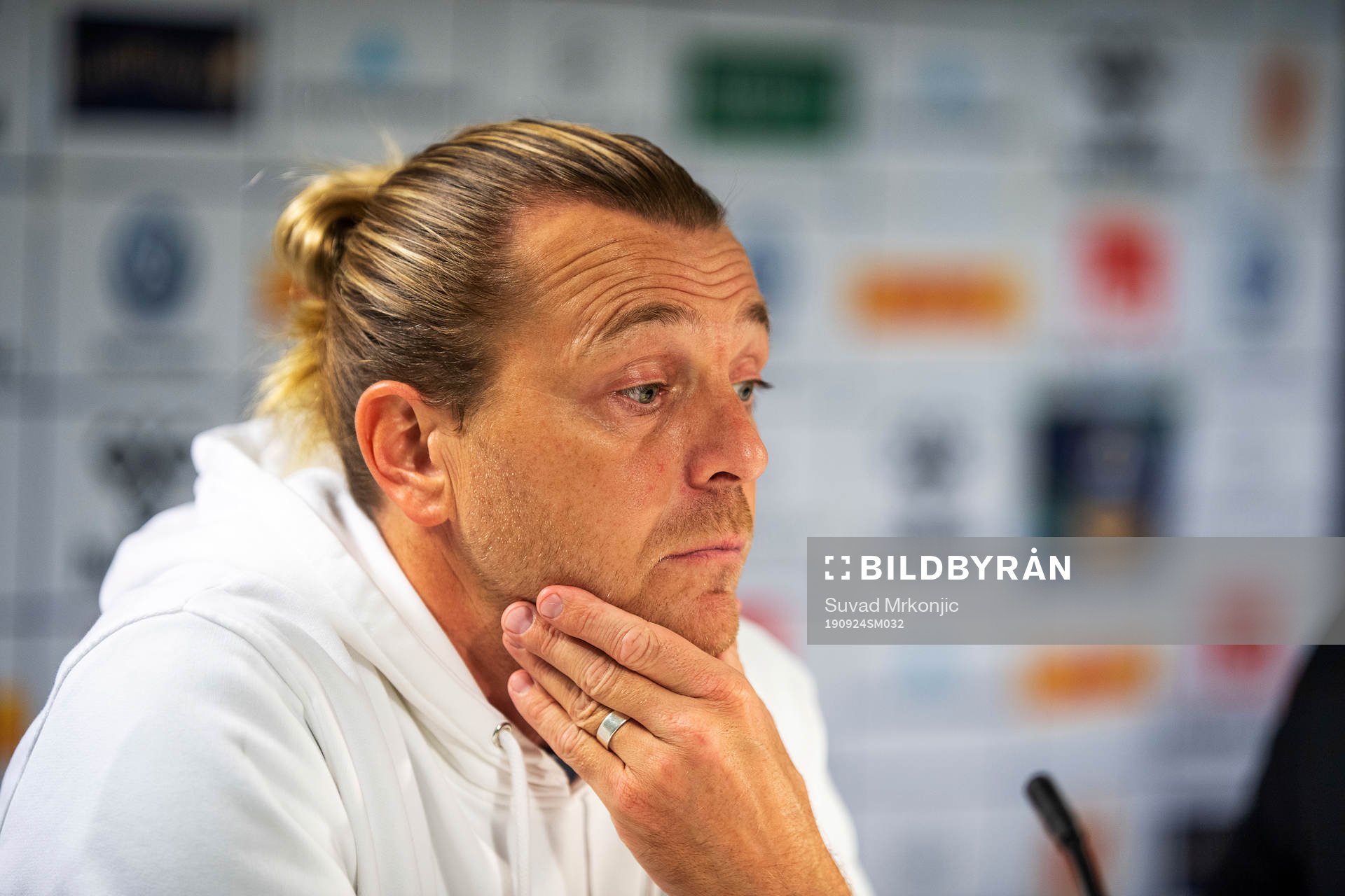 Sundsvalls tränare Tony Gustavsson under presskonferensen efter fotbollsmatchen i Allsvenskan mellan Kalmar och Sundsvall den 24 september 2019 i Kalmar.