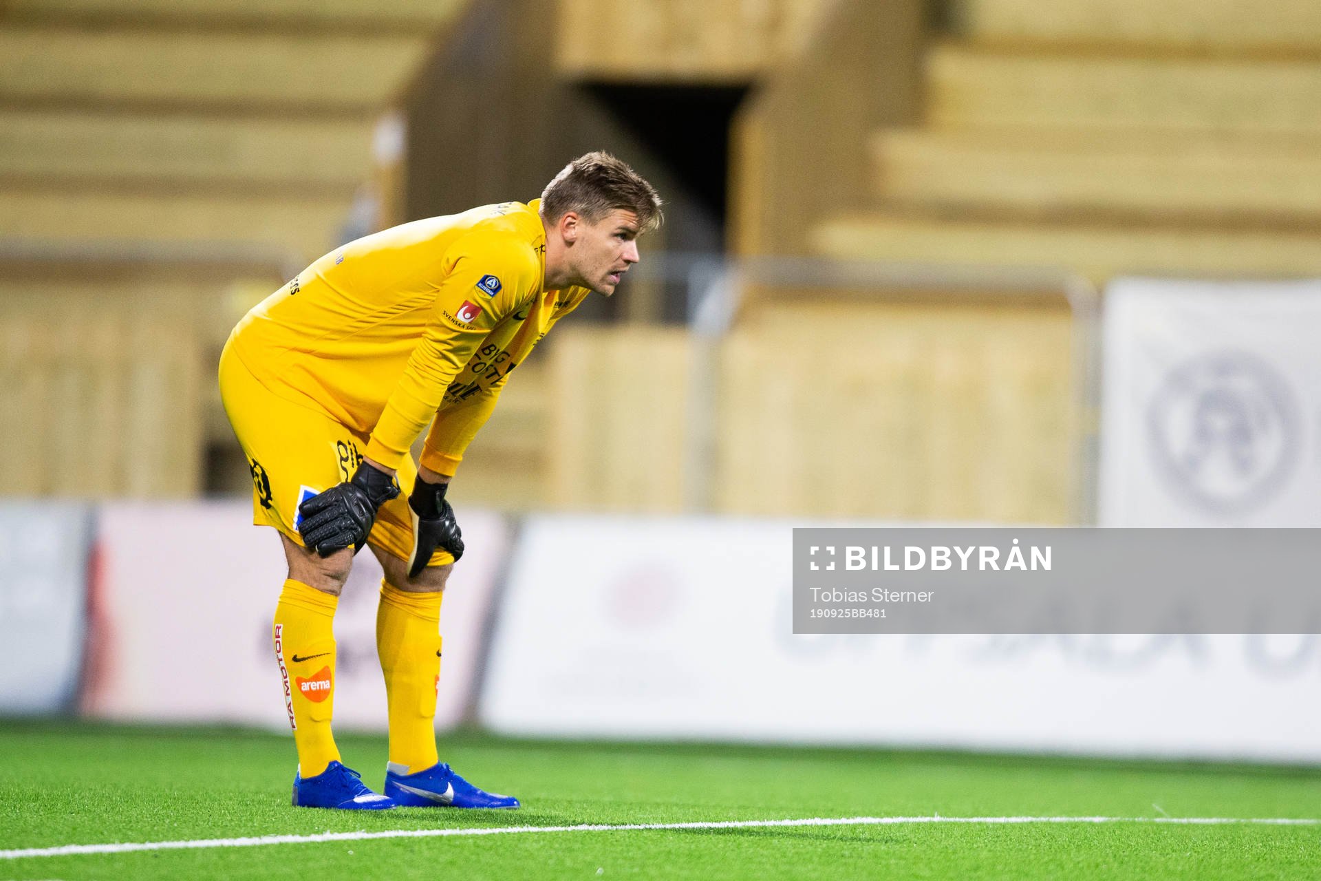 Sirius målvakt Lukas Jonsson deppar