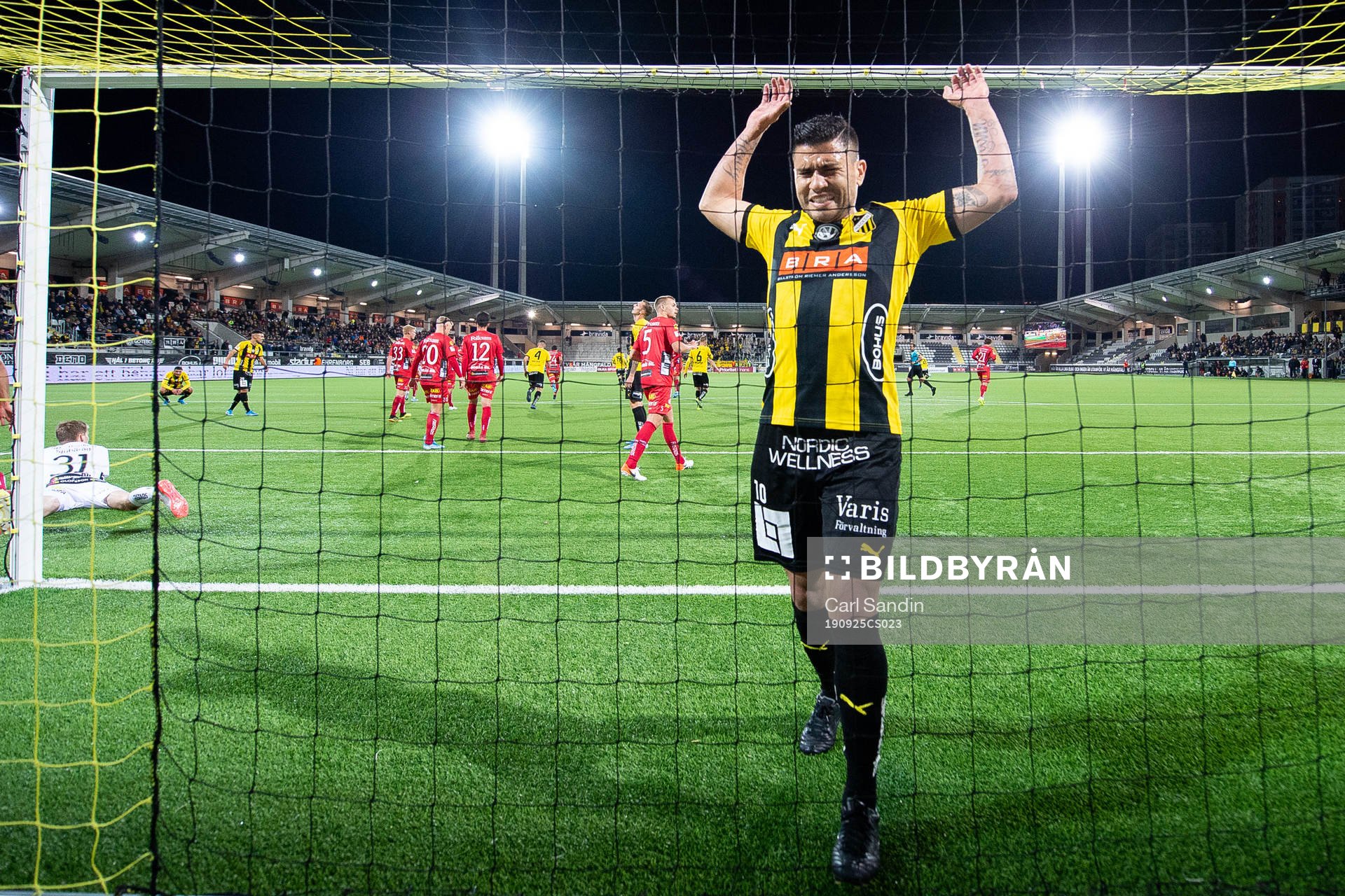 Häckens Paulinho deppar