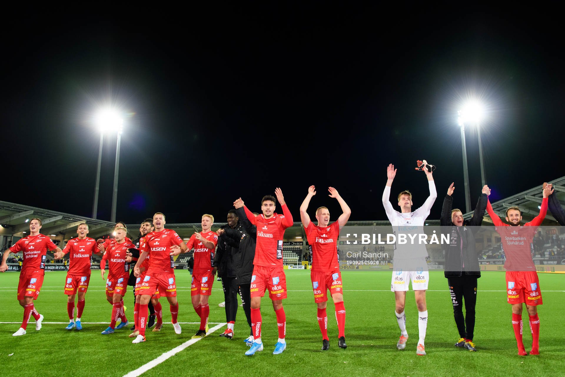 Elfsborgs spelare tackar publiken