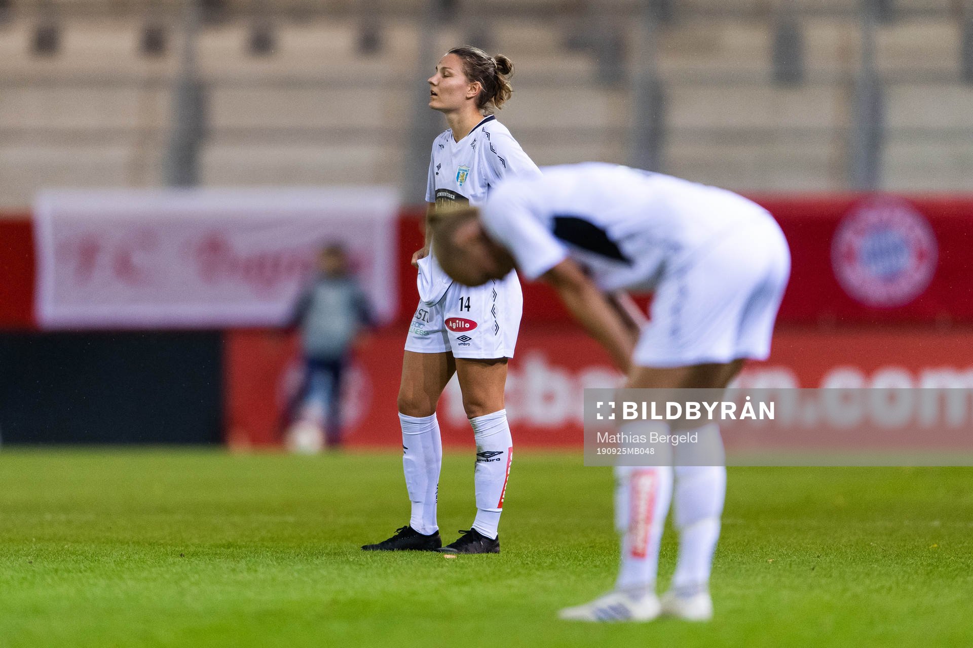 Natalia Kuikka of Göteborg looks dejected