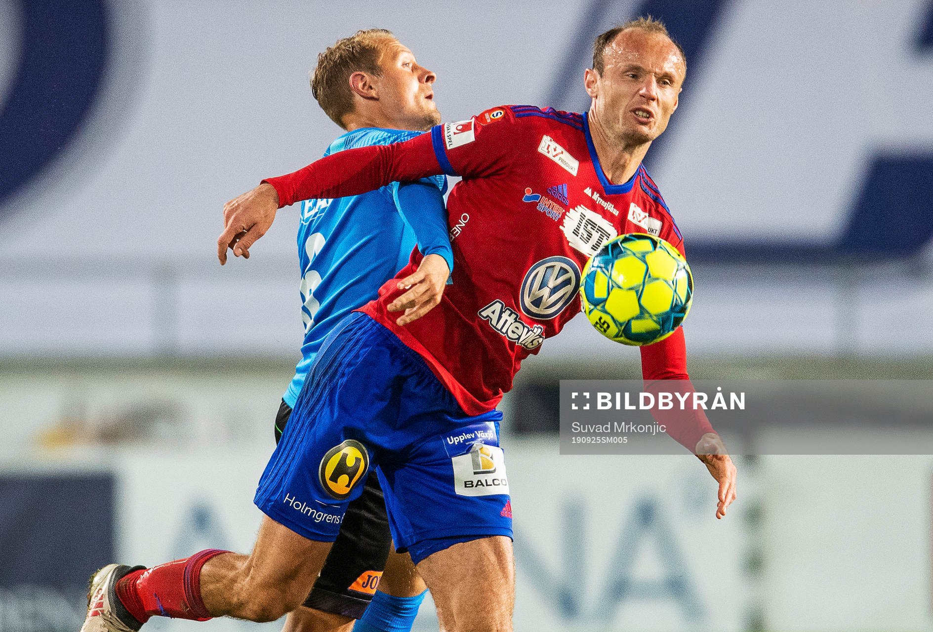 Halmstads Joel Allansson och Östers Dragan Kapcevic