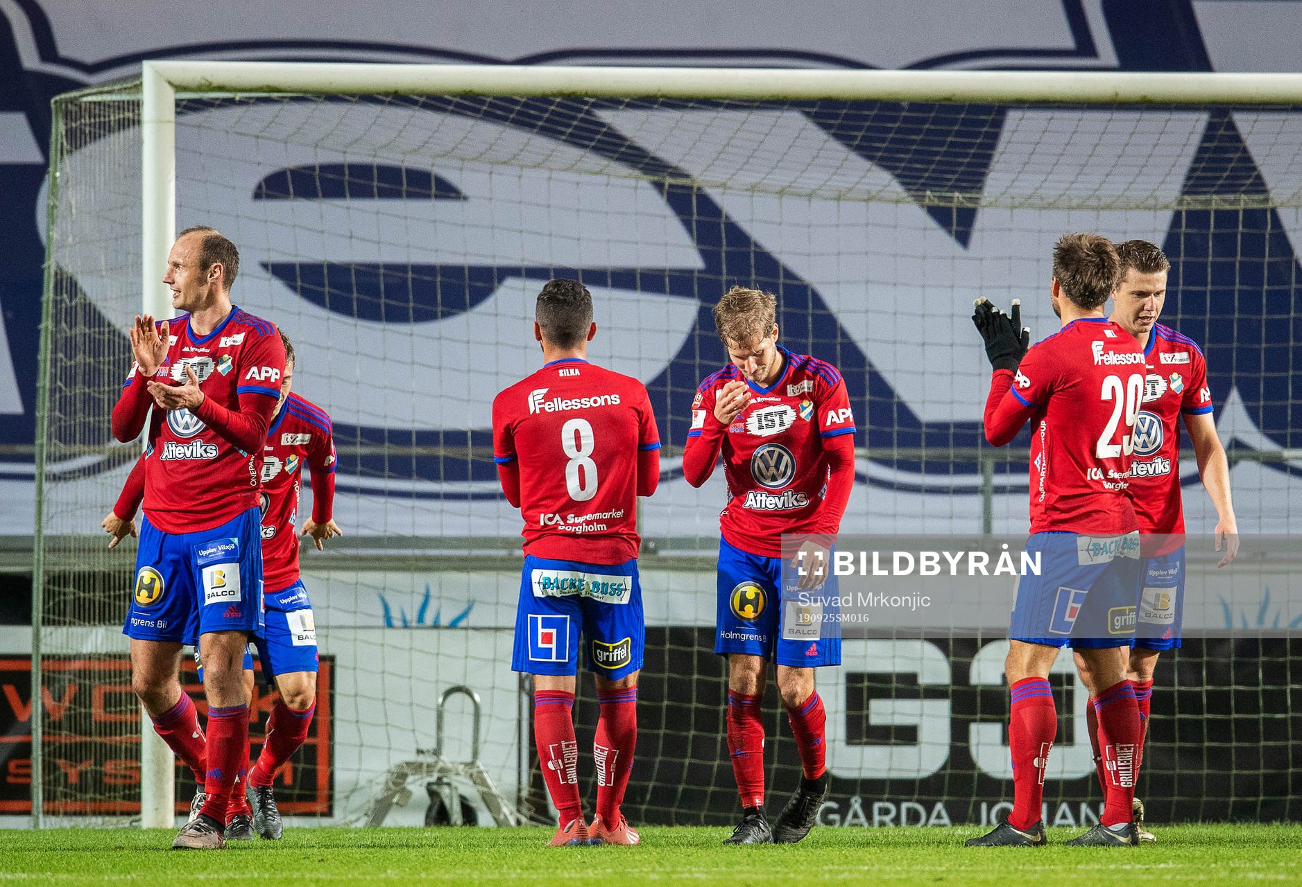 Österspelarna jublar under fotbollsmatchen i Superettan mellan Öster och Halmstad den 25 september 2019 i Växjö.