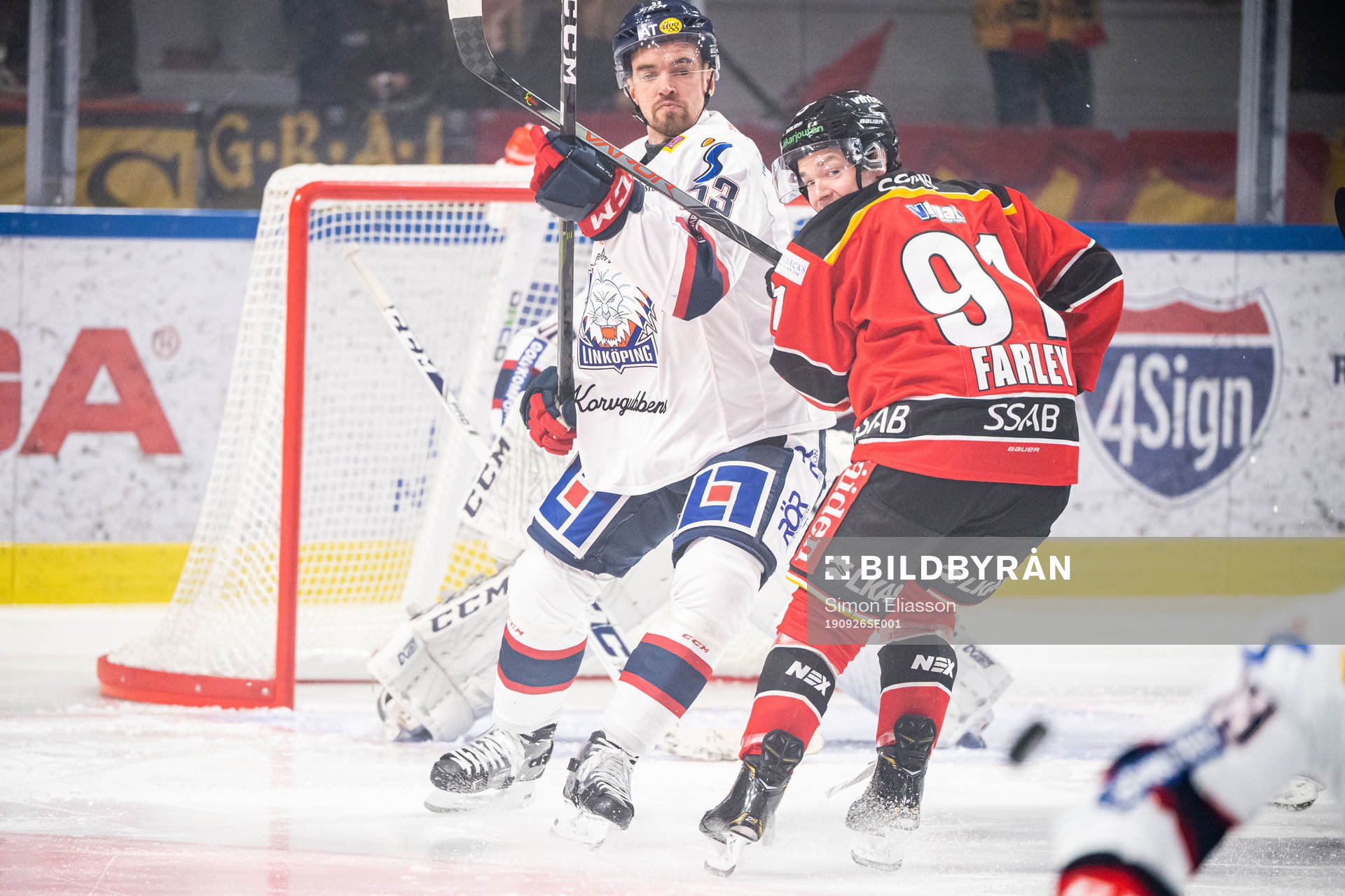 Linköpings Eddie Larsson och Luleås Austin Farley