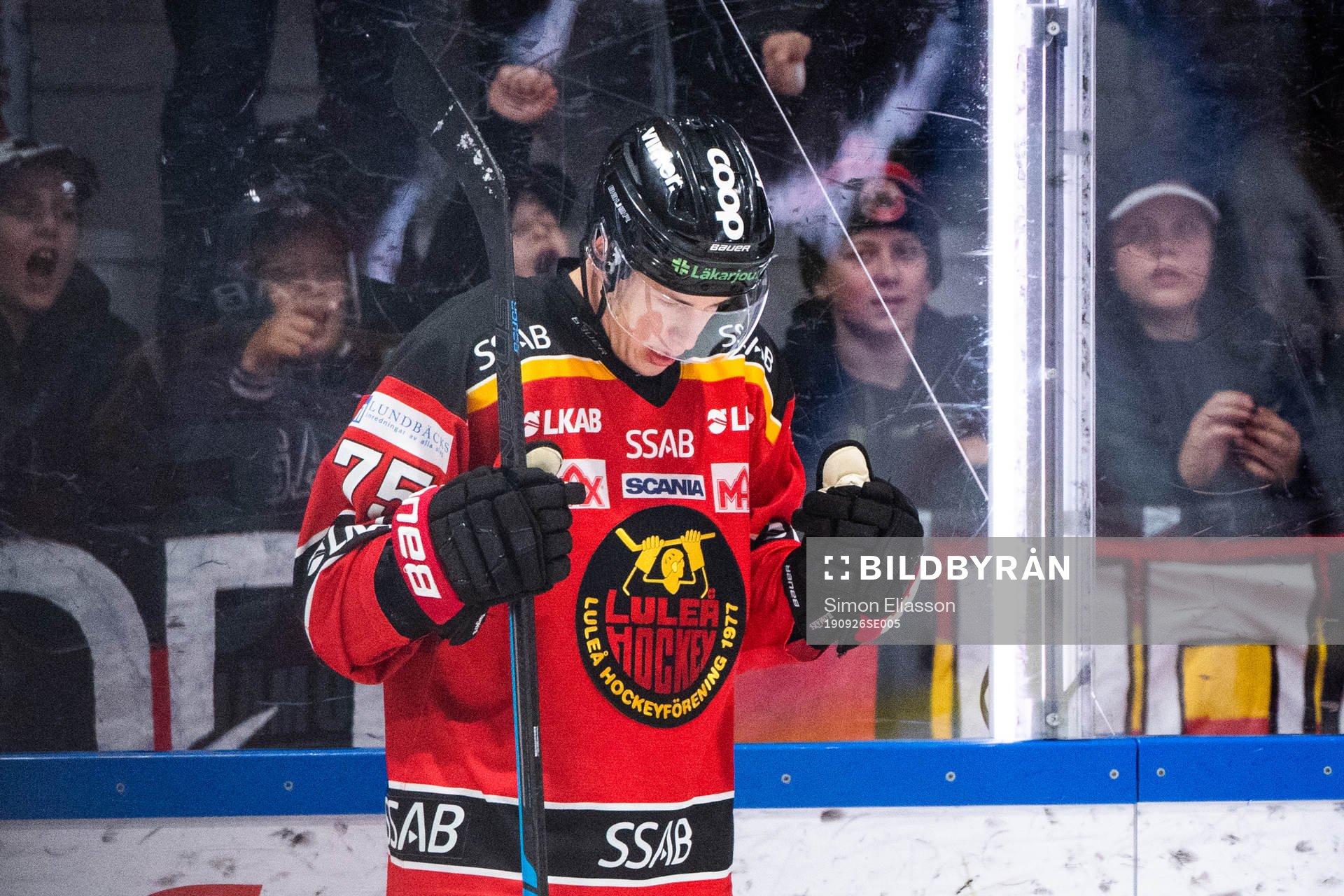 Luleås Arttu Ilomäki jublar
