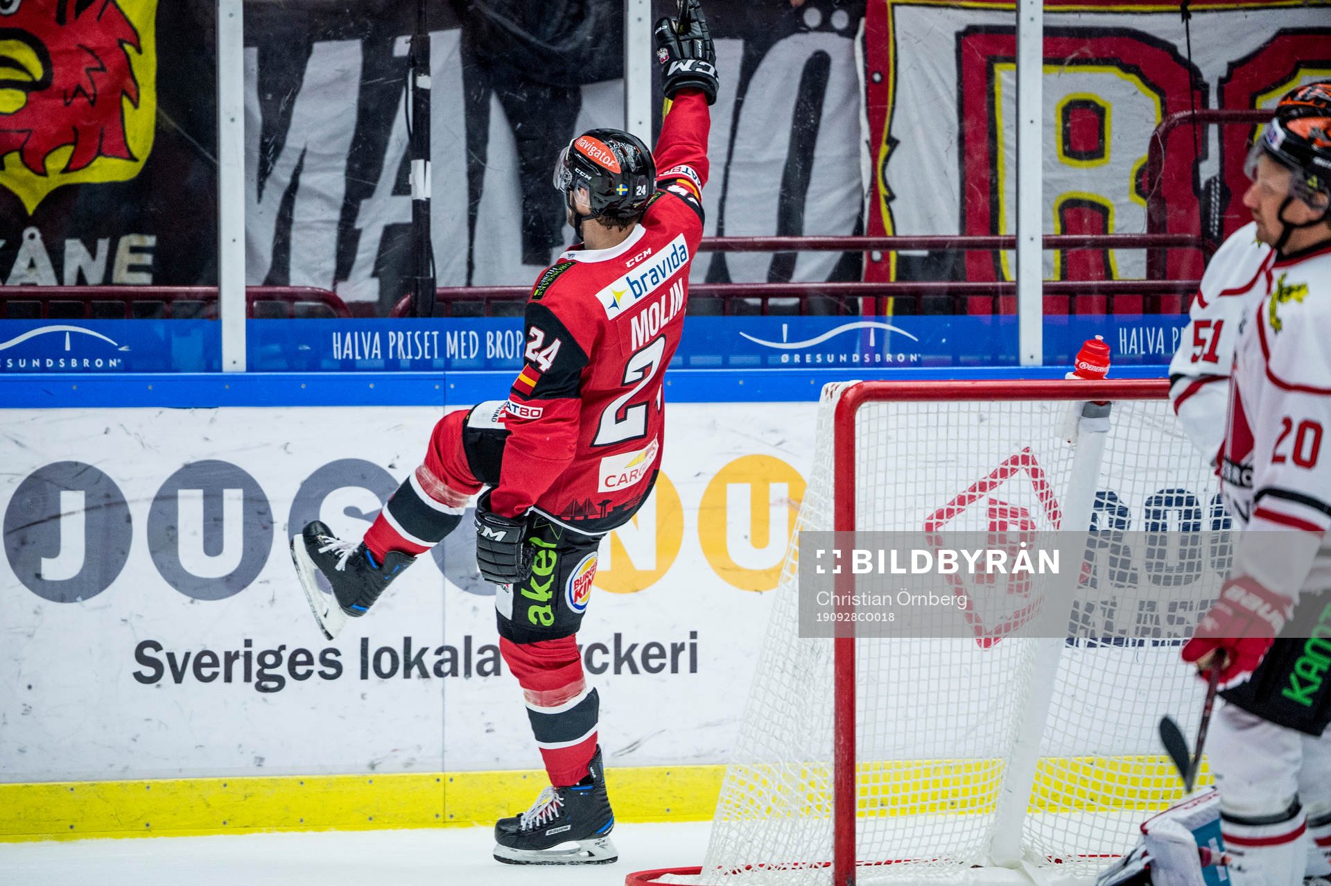 Malmö Redhawks Emil Molin jublar