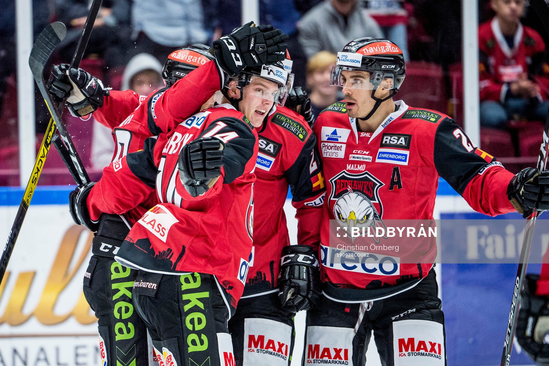 Malmö Redhawks Carl-Johan Lerby och Henrik Hetta jublar