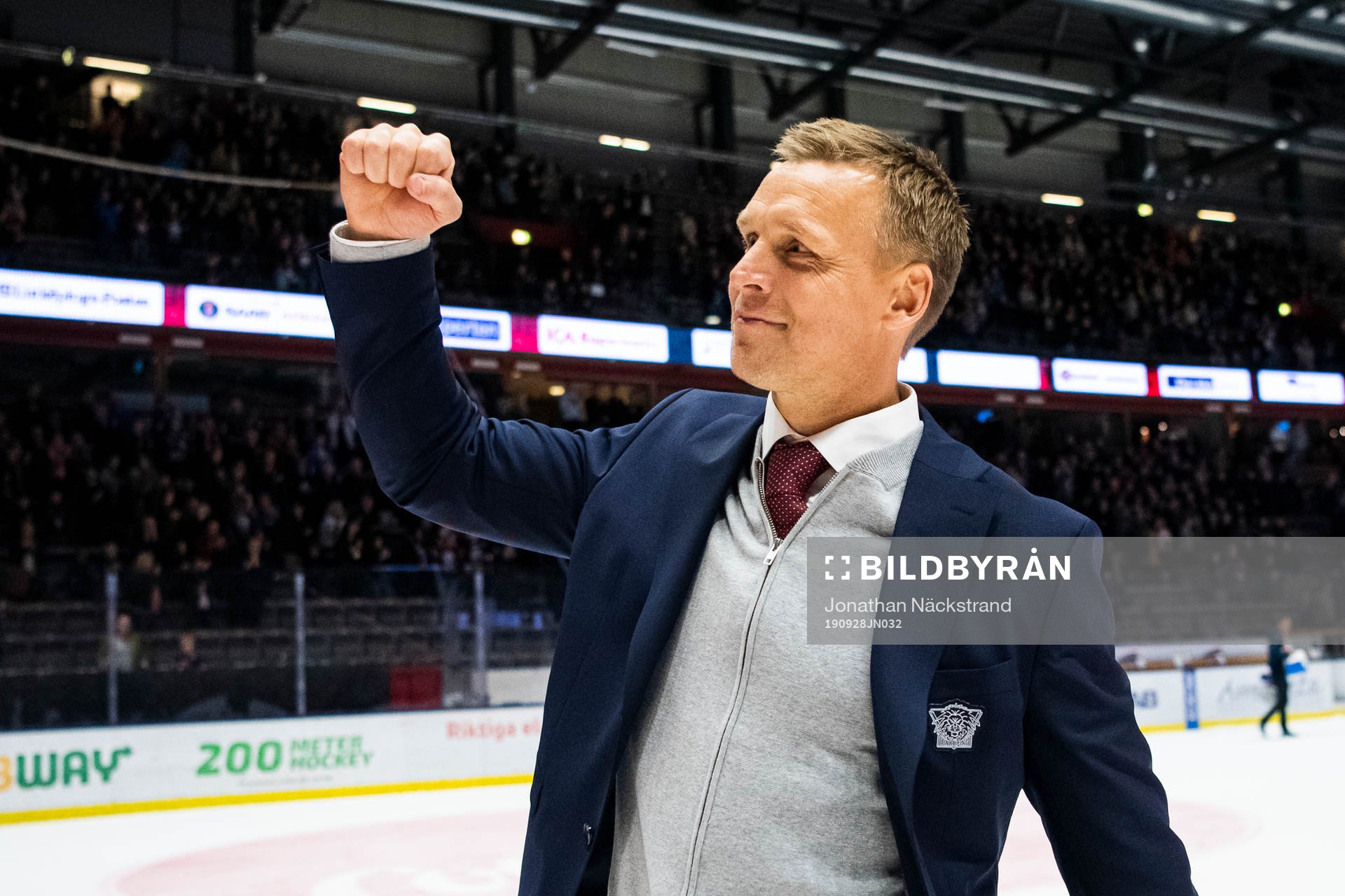 Linköpings tränare Bert Robertsson jublar