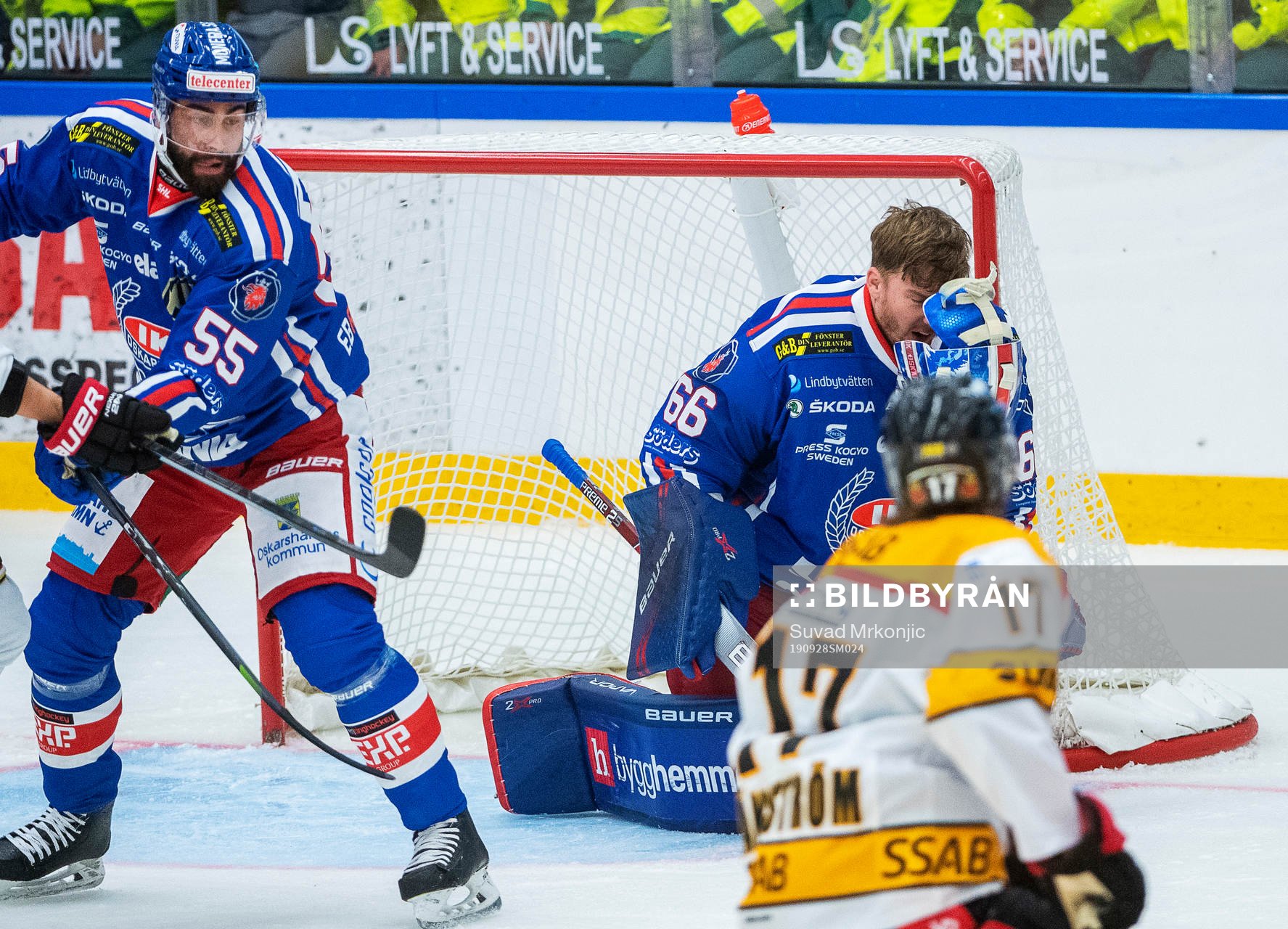 Oskarshamns målvakt Tex Williamsson får problem med