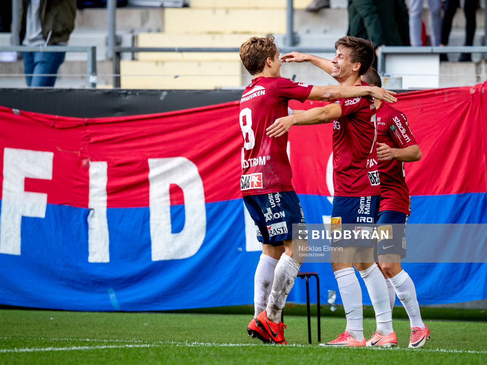 Örgrytes Daniel Paulson och Jakob Lindström jublar efter 3-1under fotbollsmatchen i Superettan mellan Örgryte och Brommapojkarna den 28 september 2019 i Göteborg.