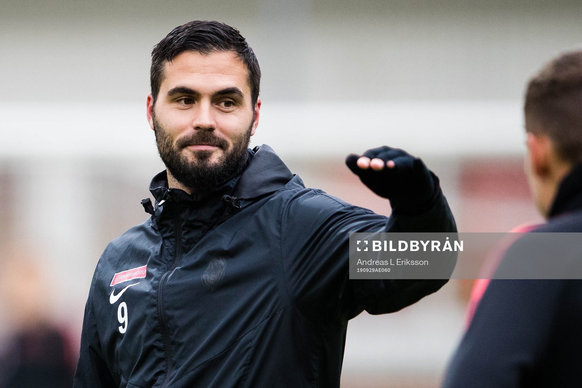 AFC Eskilstunas Denni Avdic innan fotbollsmatchen i