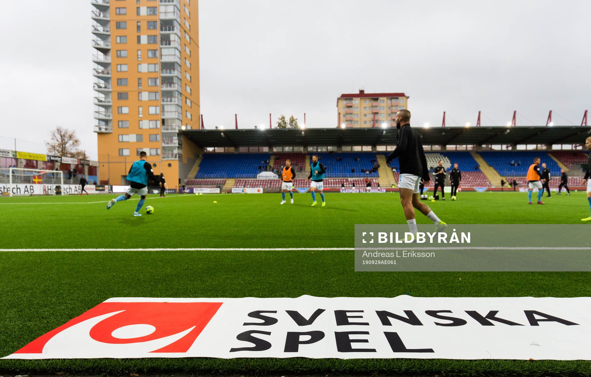 Malmö FFs spelare värmer upp