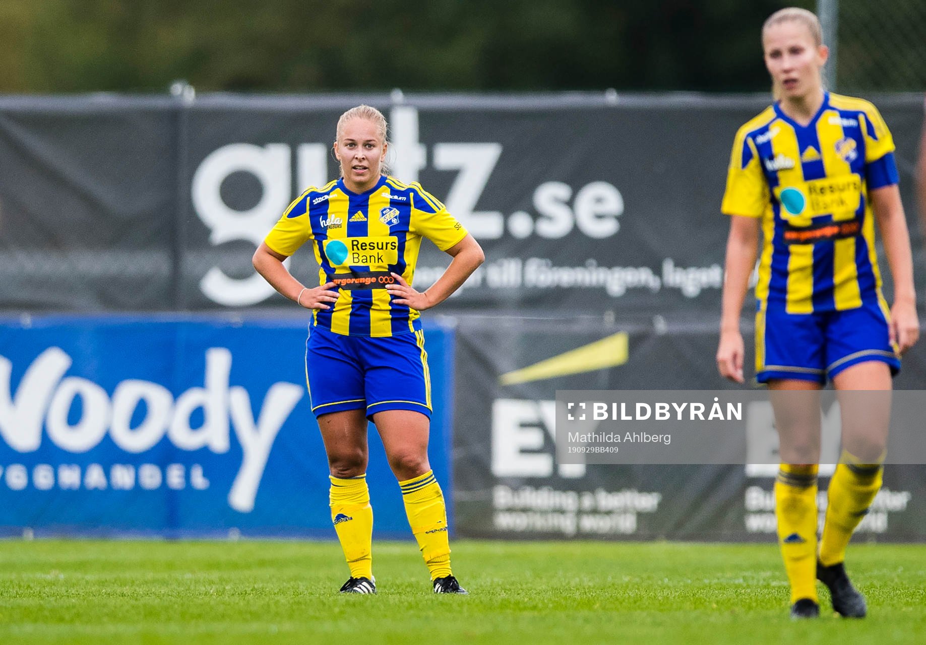 Eskilsminnes Matilda Eriksson och Julia Nyberg Spets deppar