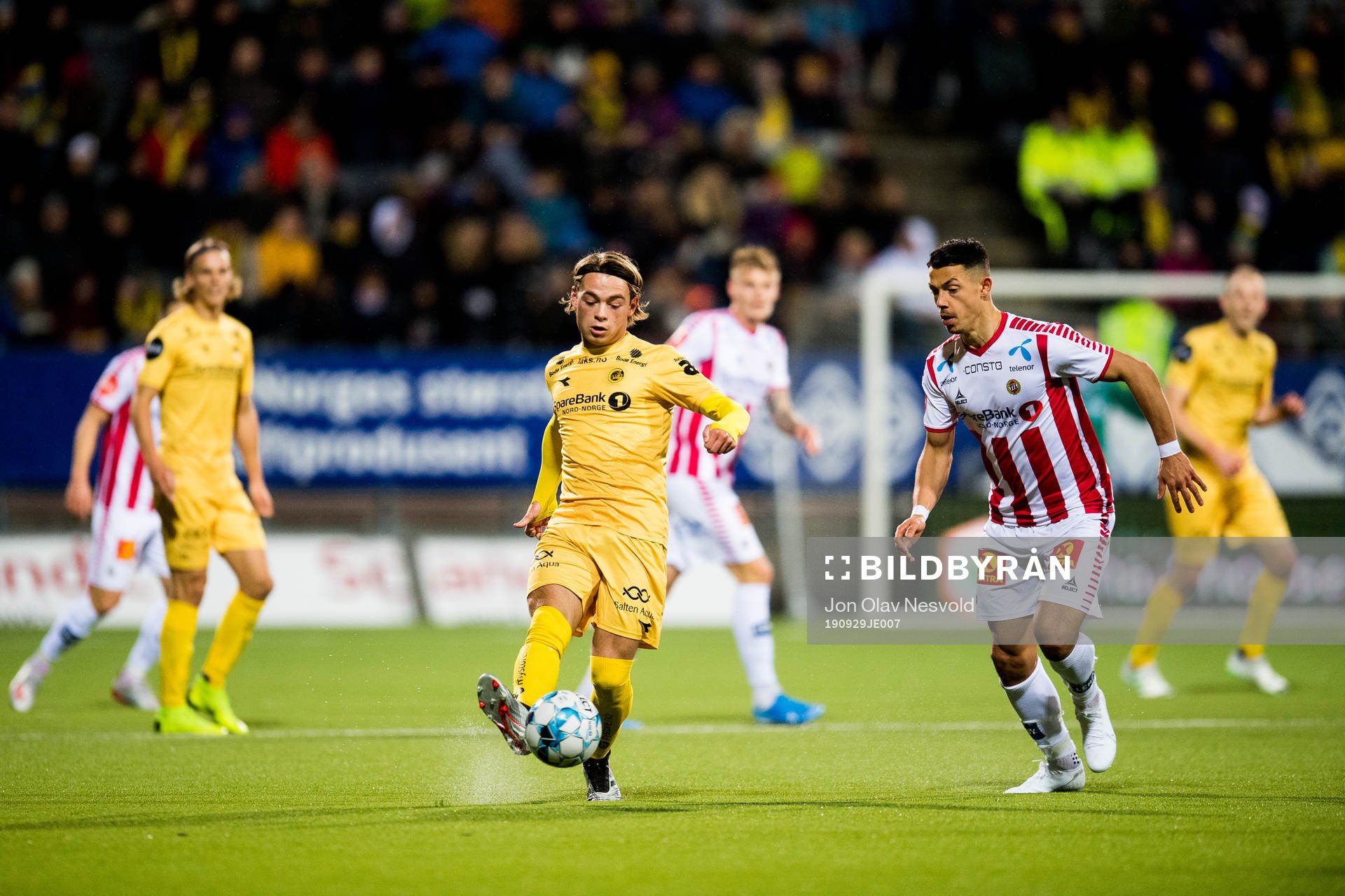 Patrick Berg of Bodø/Glimt and Fitim Azemi of Tromsø