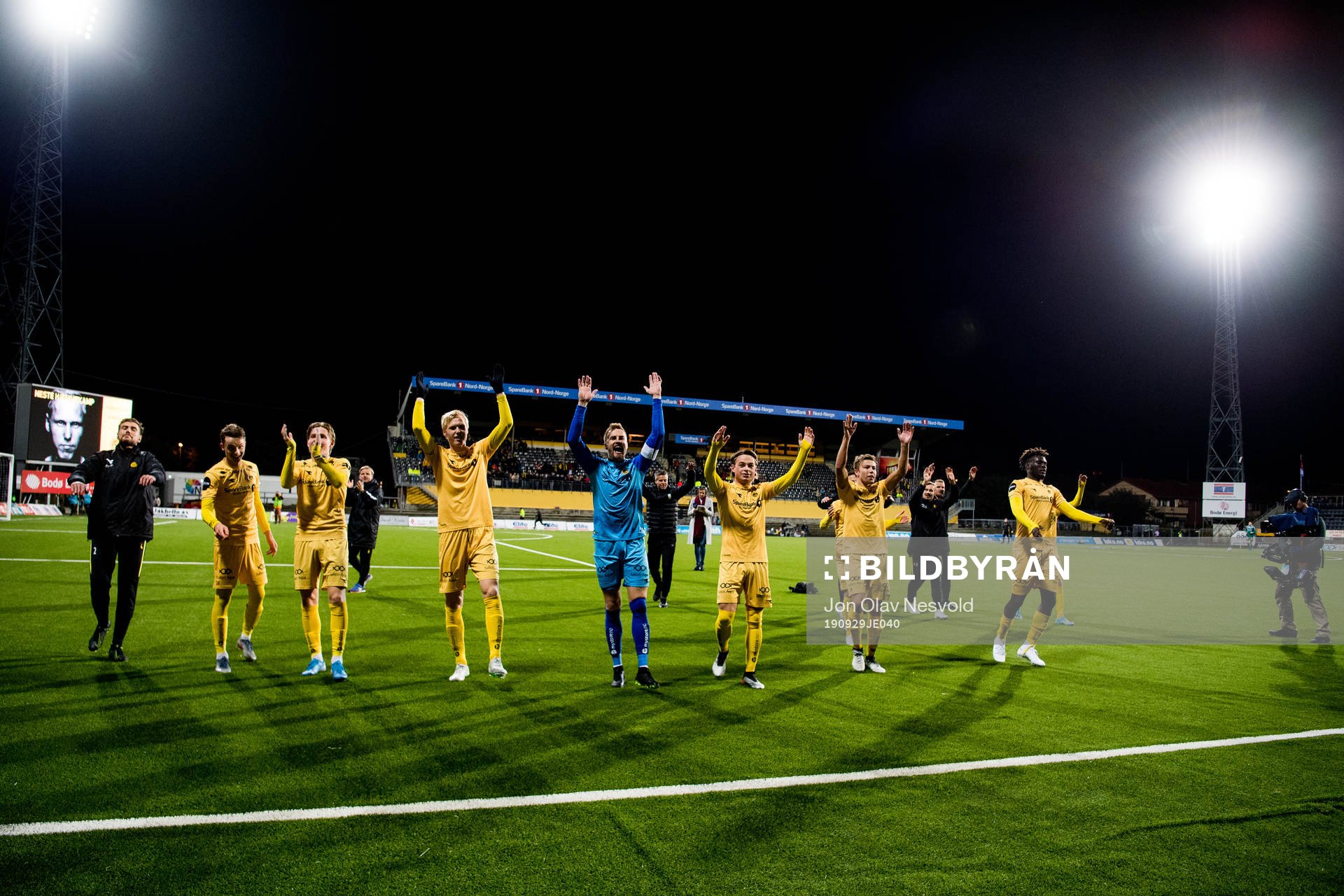 Players of Bodø/Glimt celebrate after the Eliteserien match between Bodø/Glimt and Tromsø on September 29, 2019 in Bodø.