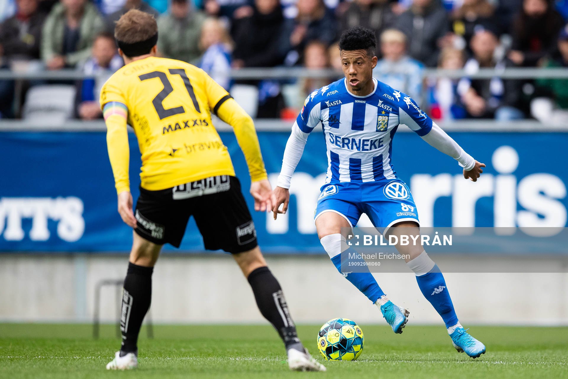 Häckens Rasmus Lindgren mot IFK Göteborgs Tobias Sana
