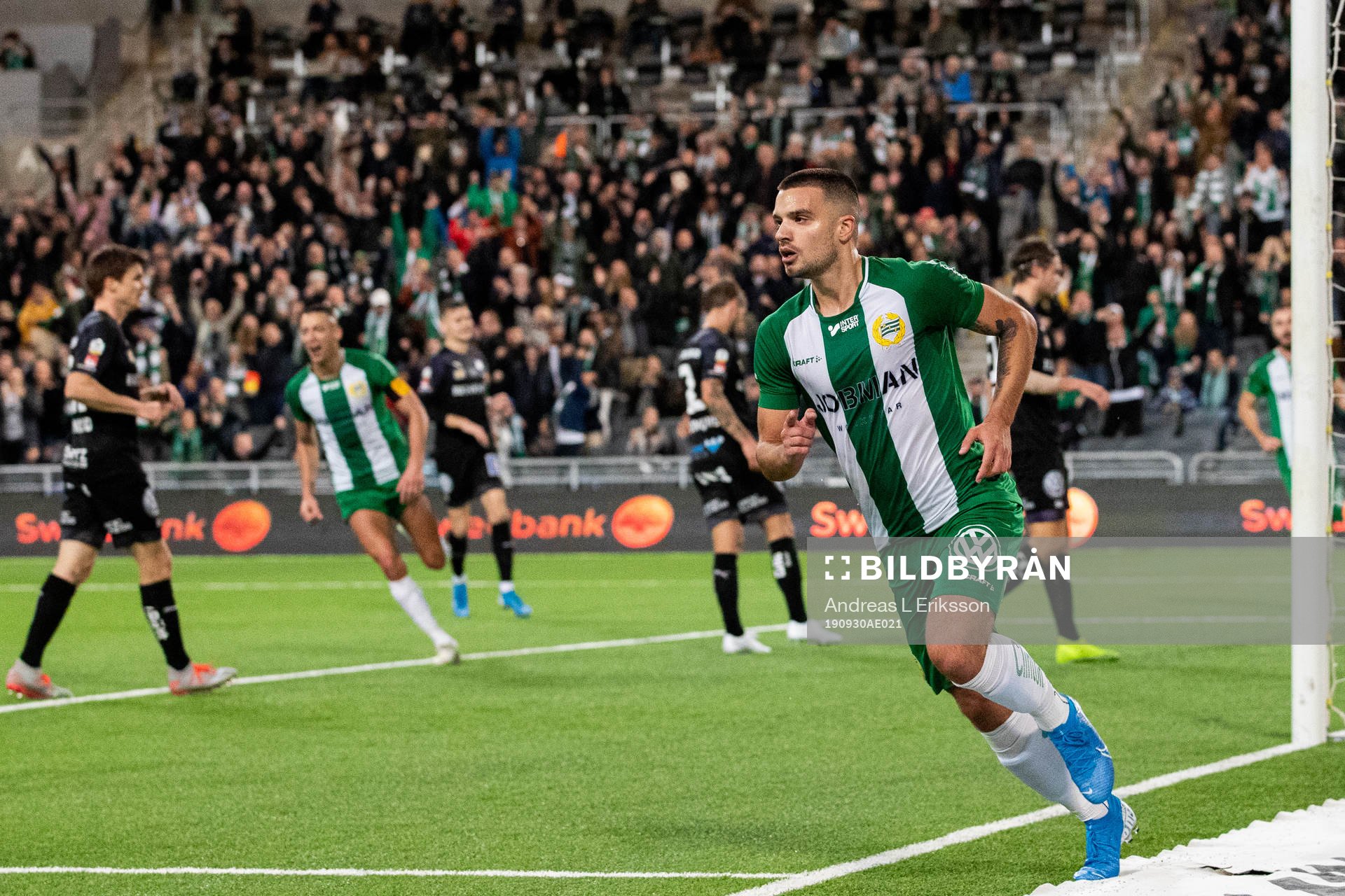 Hammarbys Vladimir Rodic jublar