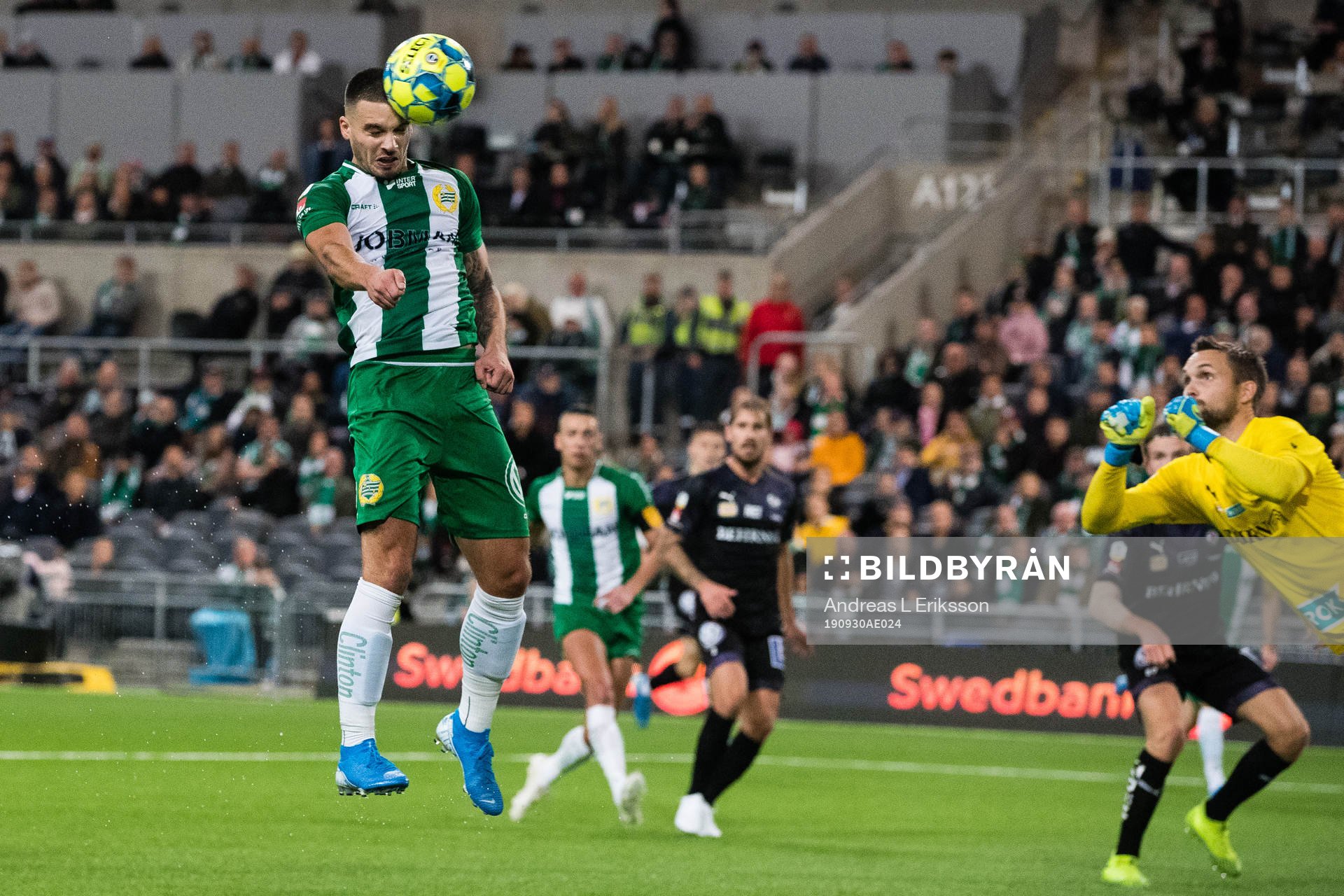 Hammarbys Vladimir Rodic nickar in 1-1