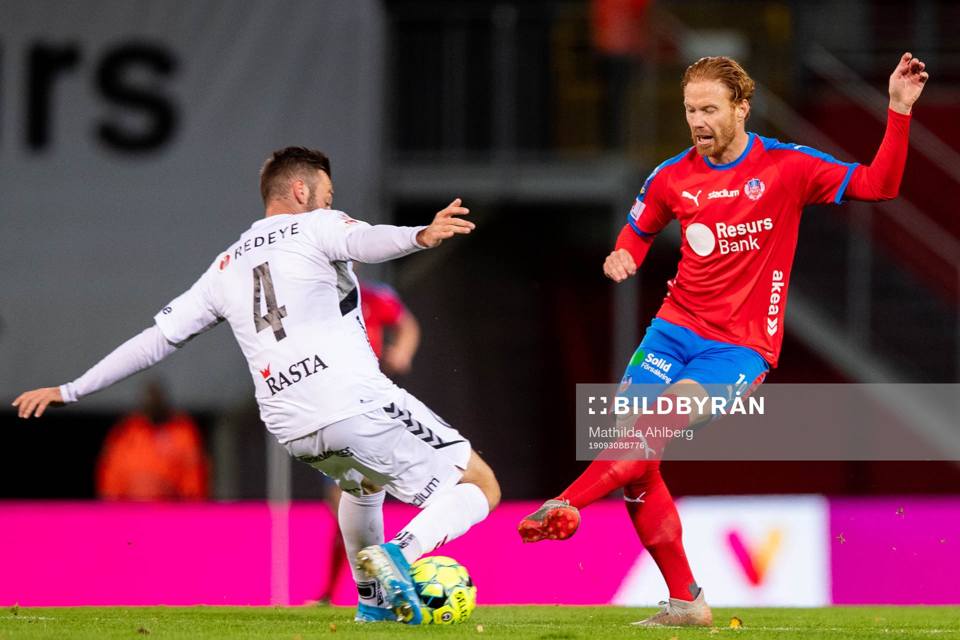 Kalmars Fidan Aliti och Helsingborgs Alexander Farnerud