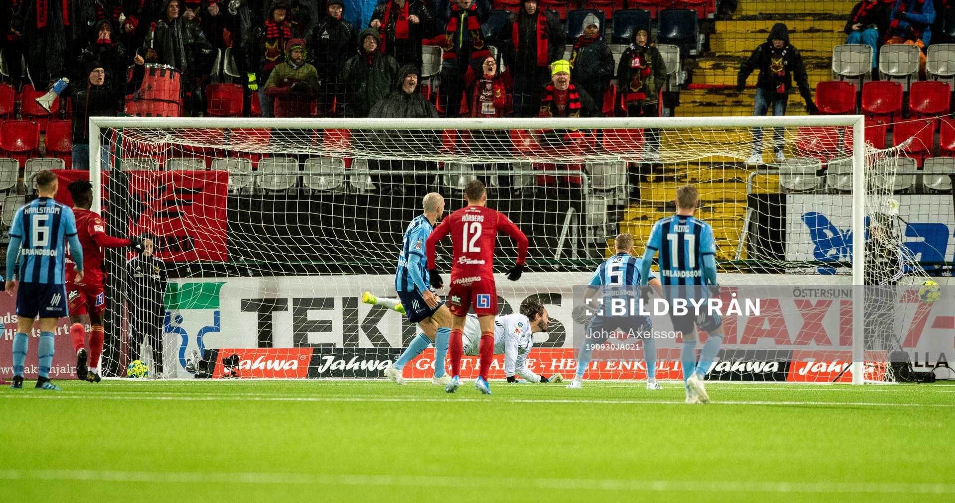 Östersunds Jordan Attah Kadiri gör 1-0 bakom Djurgårdens
